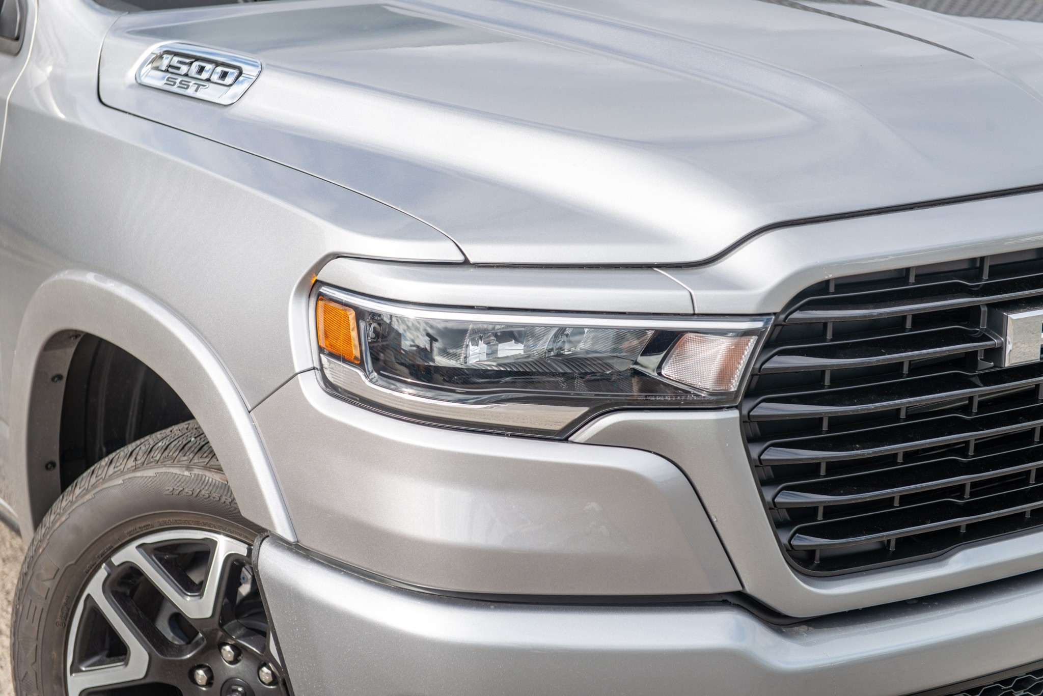 2026 RAM 1500 DT Laramie Sport Hurricane Carousel 7
