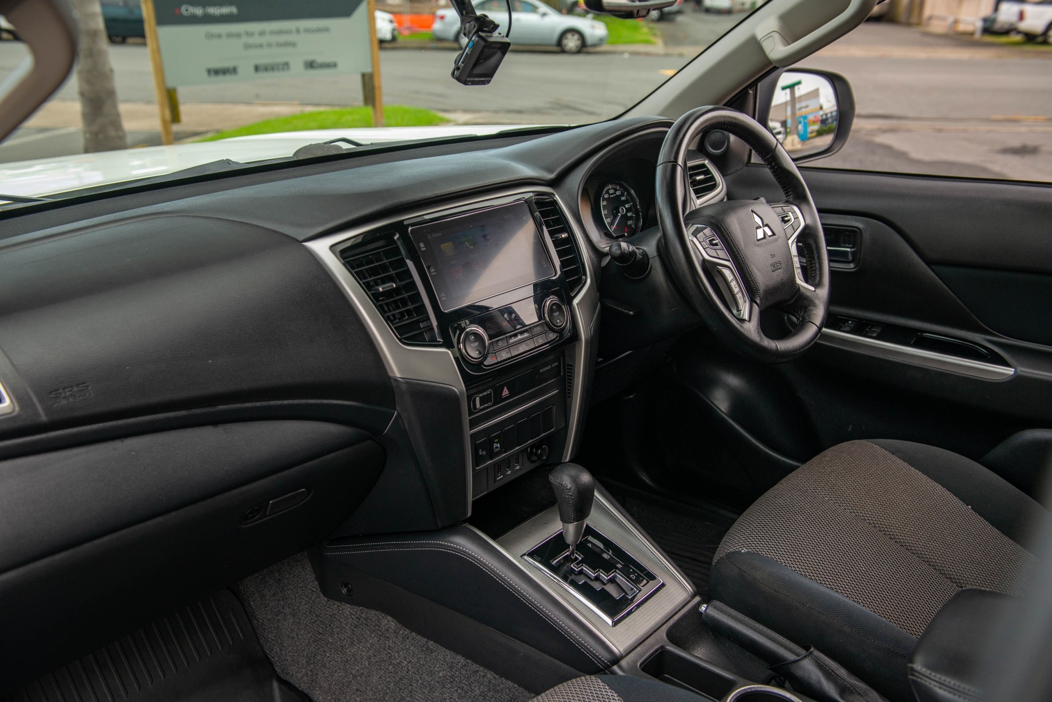 2022 Mitsubishi Triton Dc Glxr 6At 2.4D Carousel 7