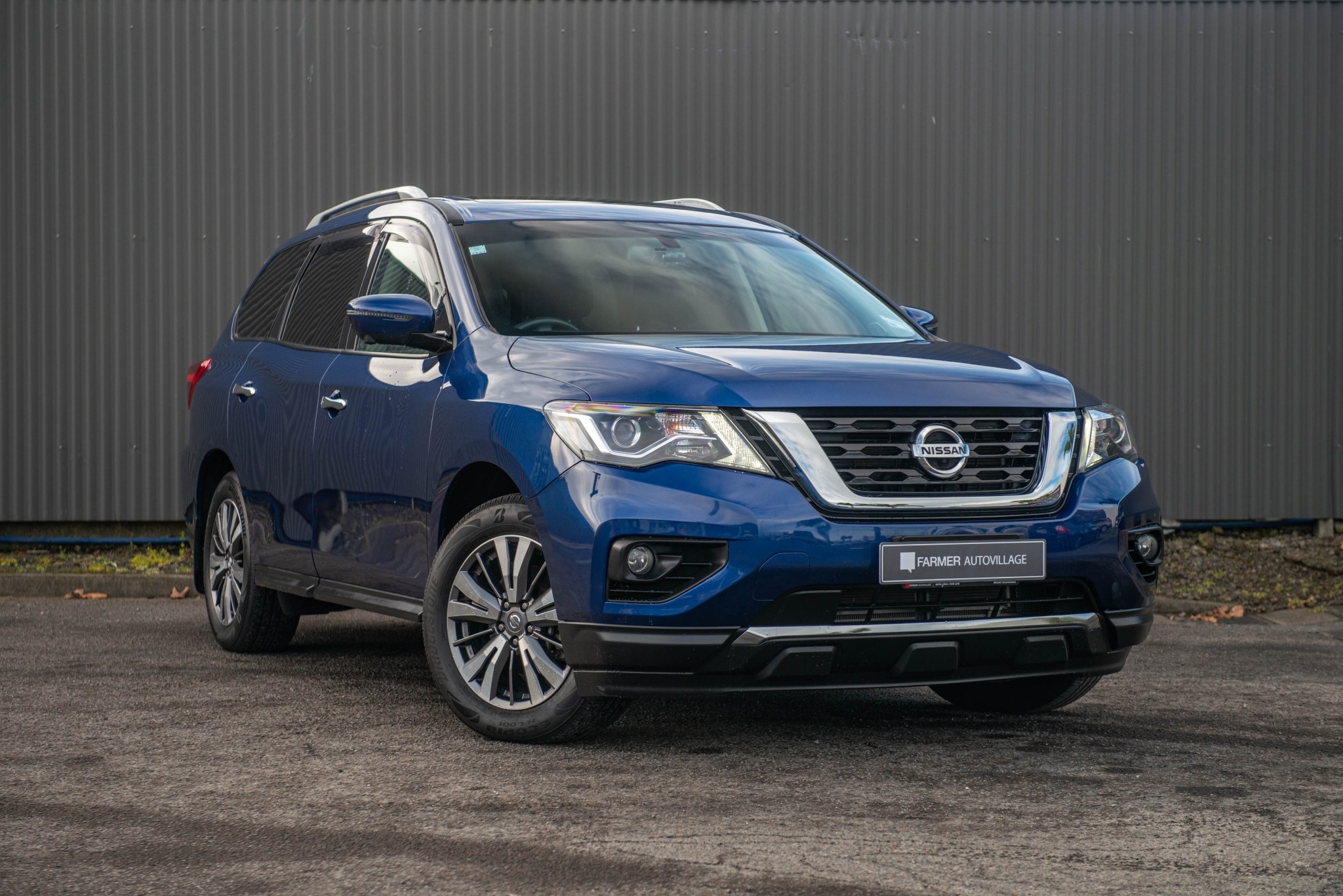 2018 Nissan Pathfinder St-L 3.5P/4Wd/Cvt Carousel 1