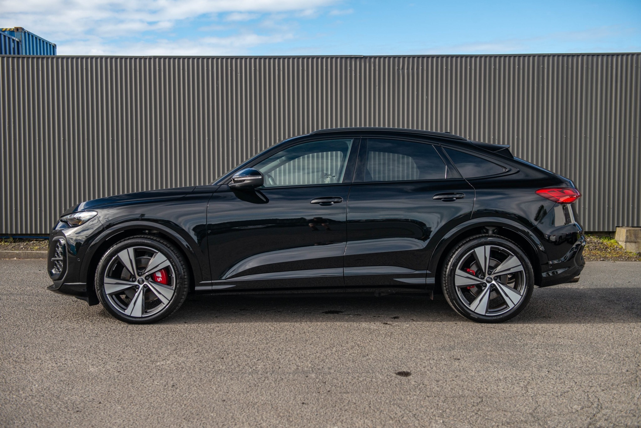 2026 Audi SQ5 3.0TFSI 270kW MHEV+ Sportback quattro Carousel 7