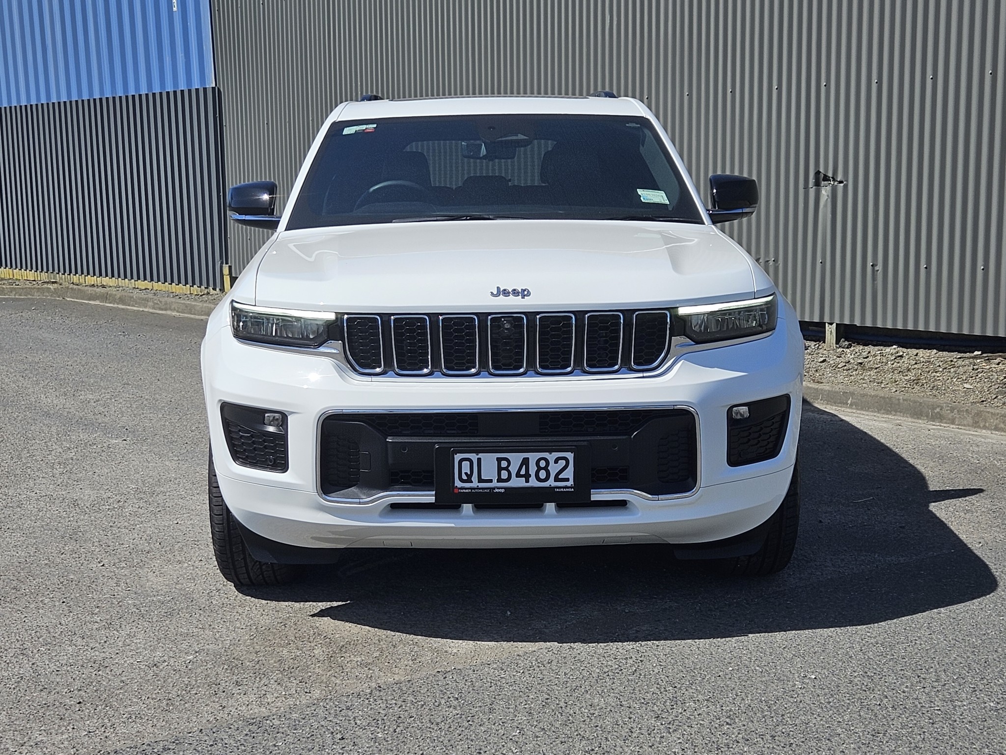 2024 Jeep Grand Cherokee Overland 3.6P/4Wd Carousel 8