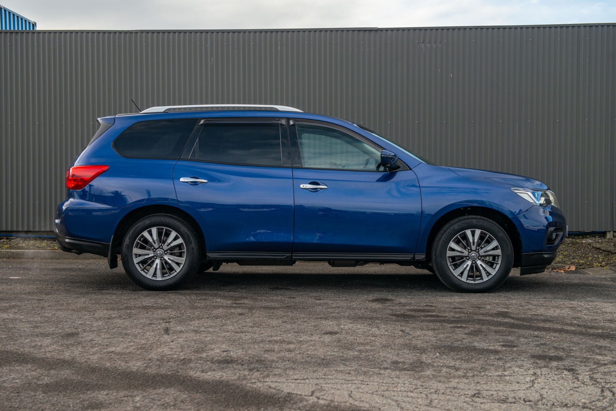 2018 Nissan Pathfinder St-L 3.5P/4Wd/Cvt Carousel 6