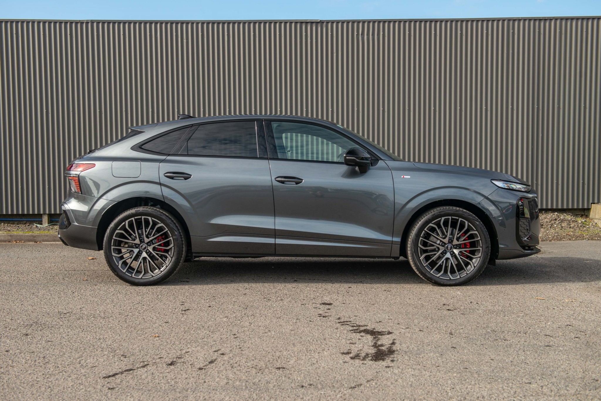 2026 Audi Q3 2.0TFSI 195kW S line quattro Sportback Carousel 5