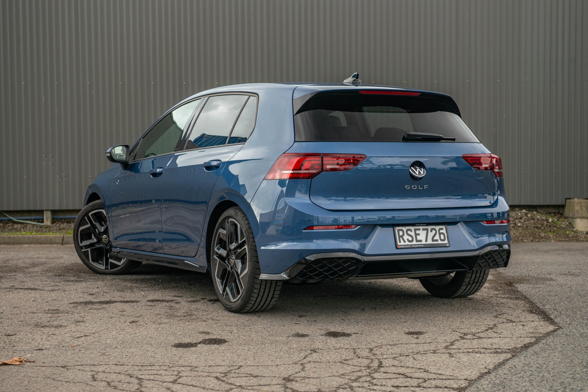 2026 Volkswagen Golf R-Line Touring package Carousel 8