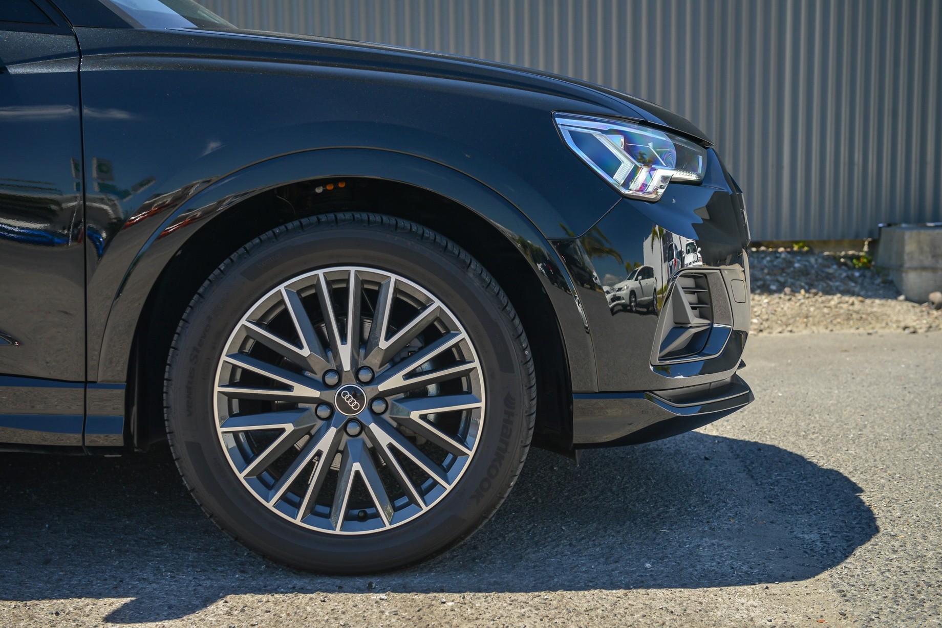 2025 Audi Q3 35 1.4TFSI Dynamic Black Edition Carousel 5