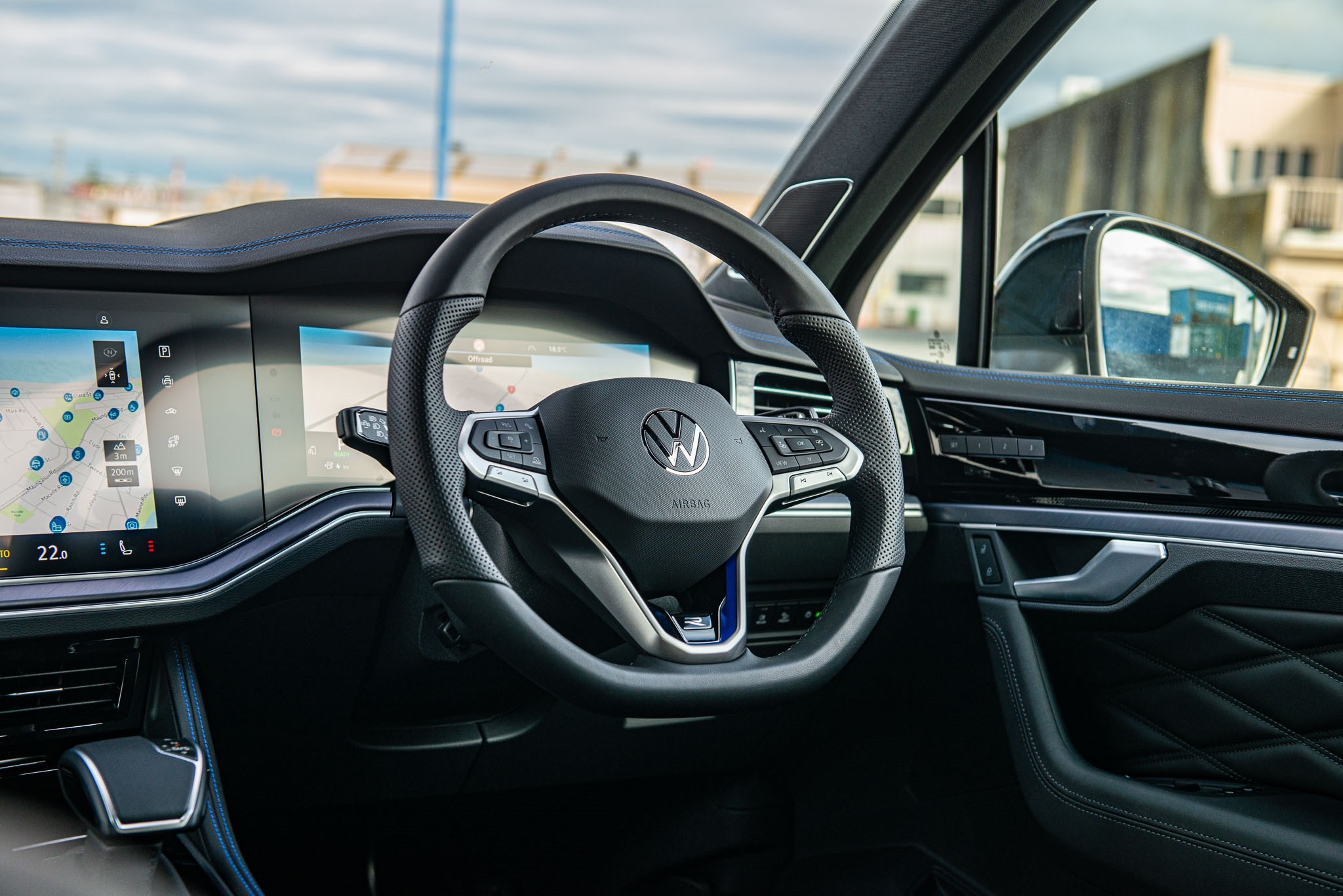 2026 Volkswagen Touareg R Phev Carousel 13