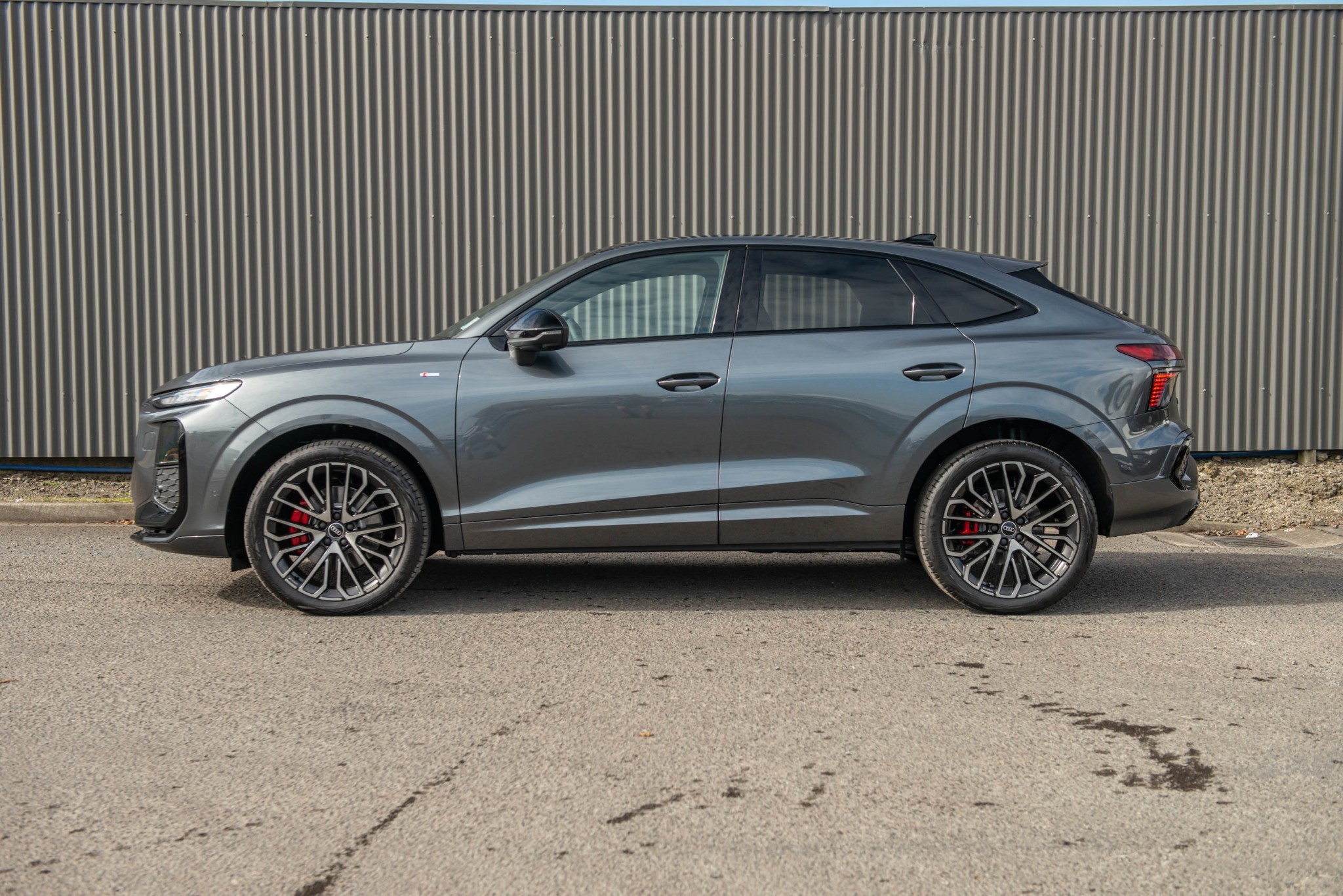 2026 Audi Q3 2.0TFSI 195kW S line quattro Sportback Carousel 7