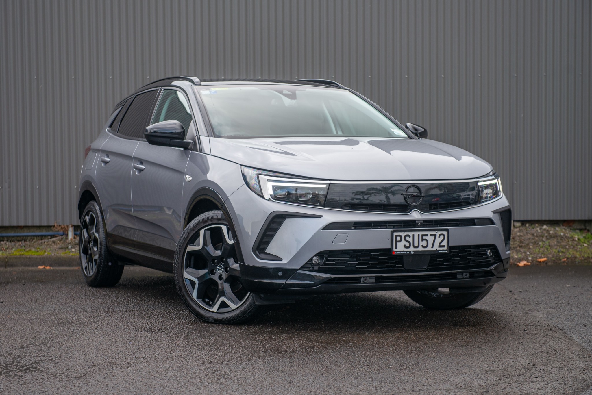 2023 Opel GRANDLAND Sri 1.2Pt/8At/Sv
