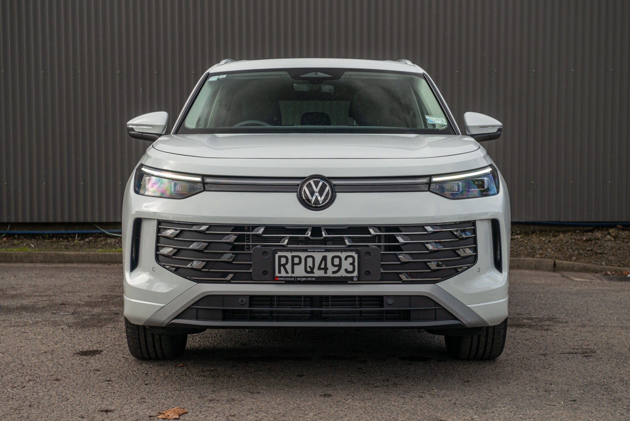 2026 Volkswagen Tayron Elegance AWD Touring Package Carousel 1
