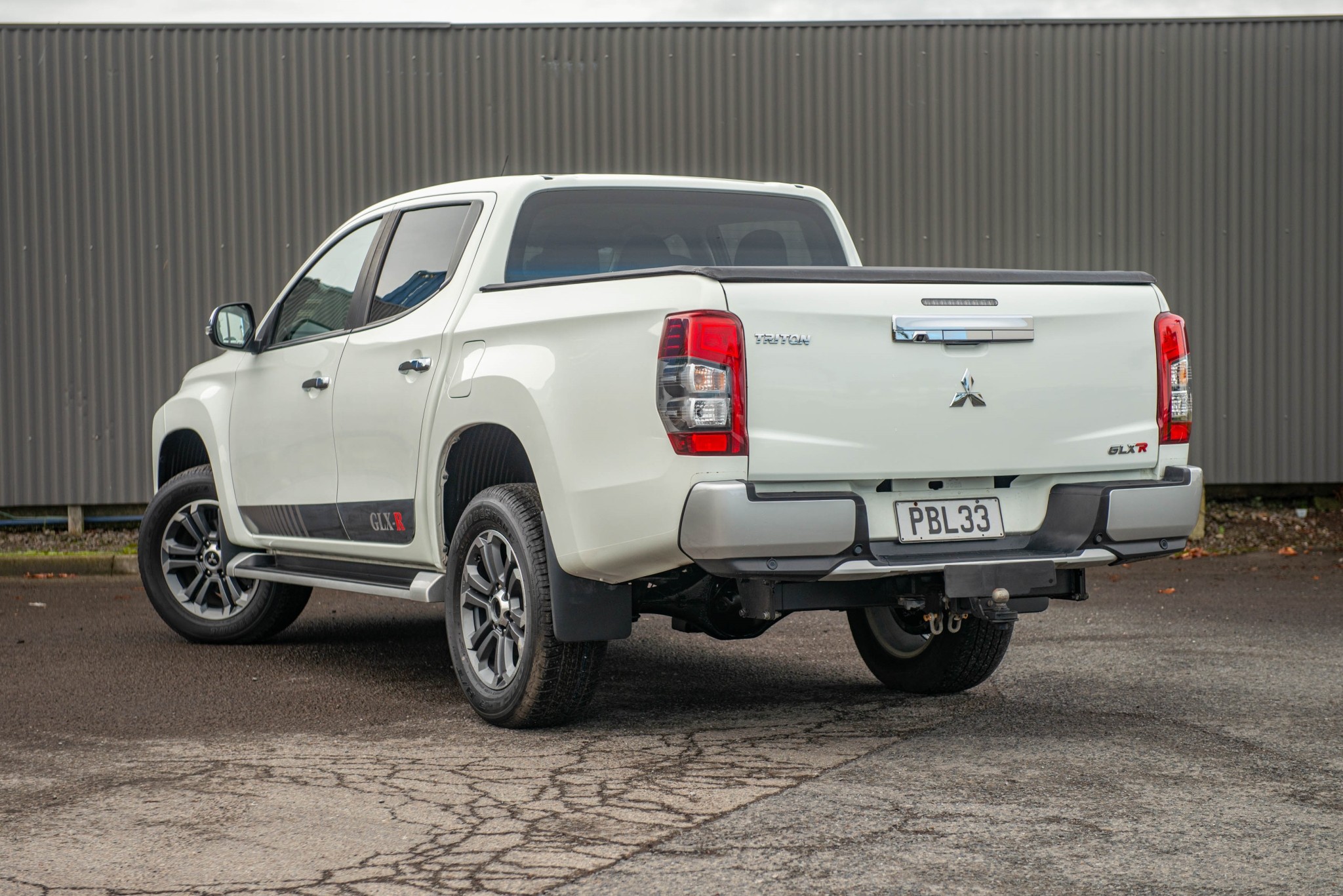 2022 Mitsubishi Triton Dc Glxr 6At 2.4D