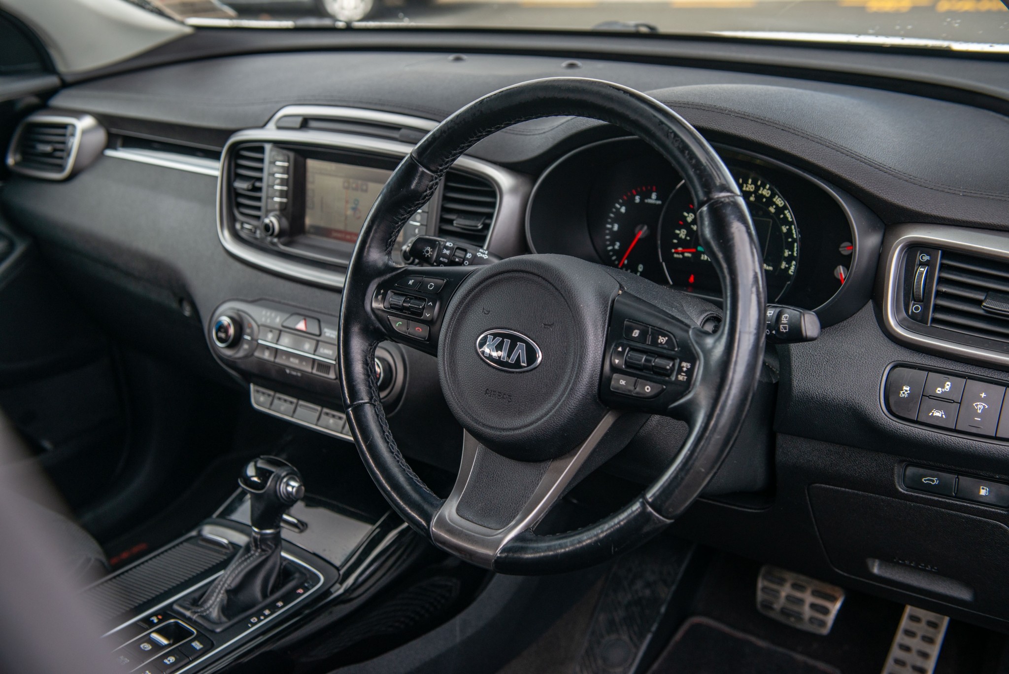 2016 Kia Sorento Ltd 2.2D/4Wd/6At/Sw Carousel 9