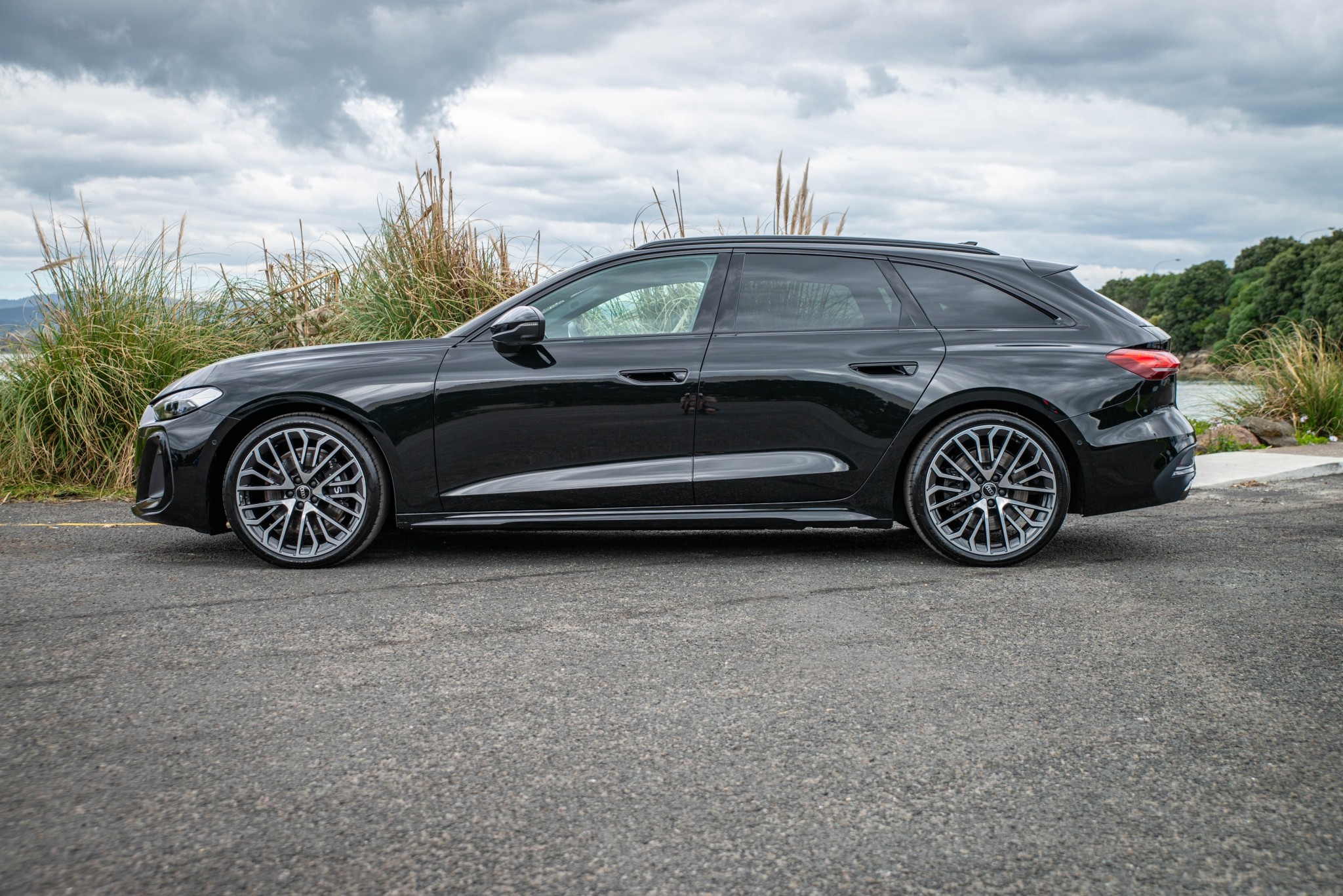 2025 Audi S5 Avant 3.0TFSI 270kW quattro Carousel 7