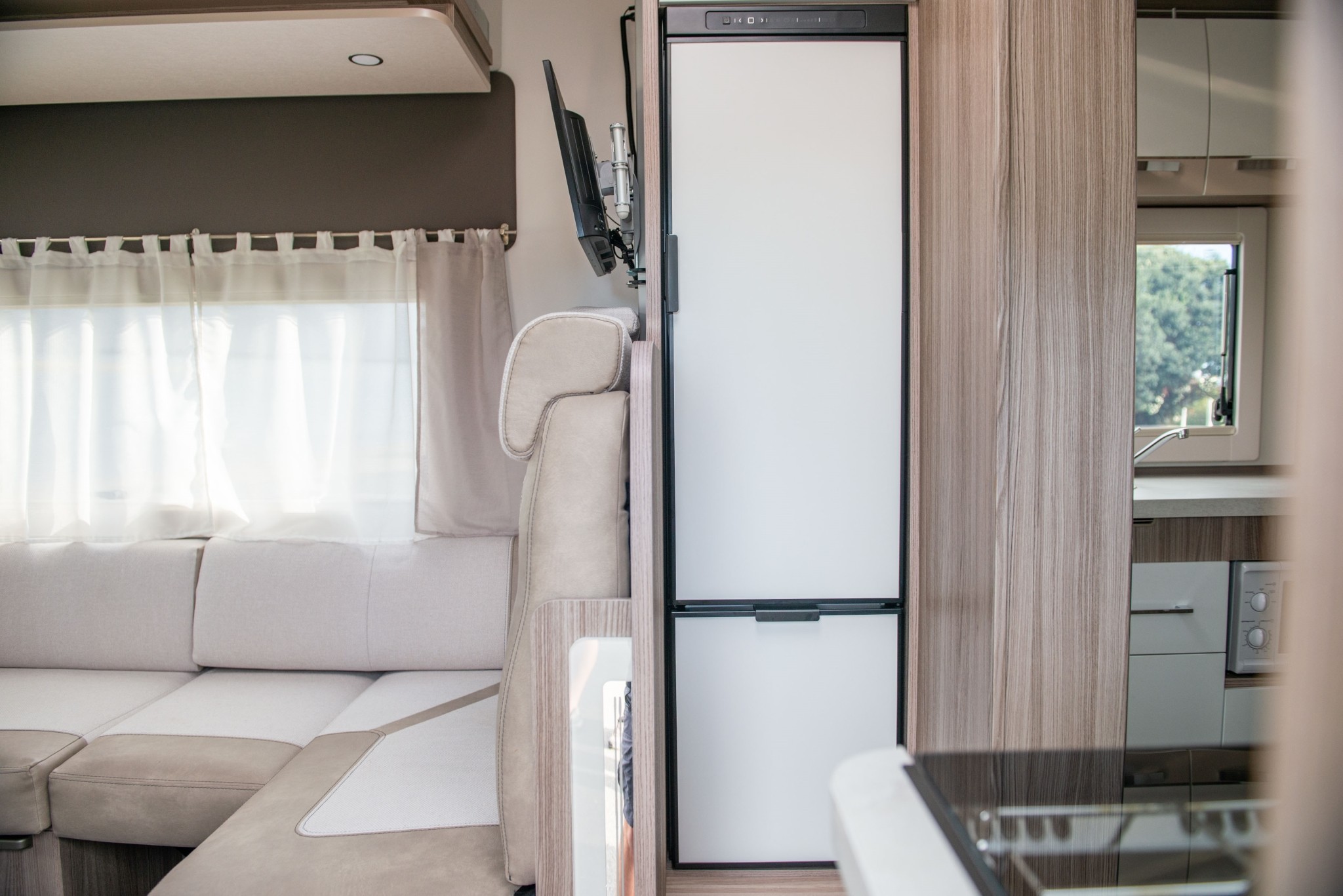 2024 Ford Transit Benimar Tessoro T486 Carousel 12