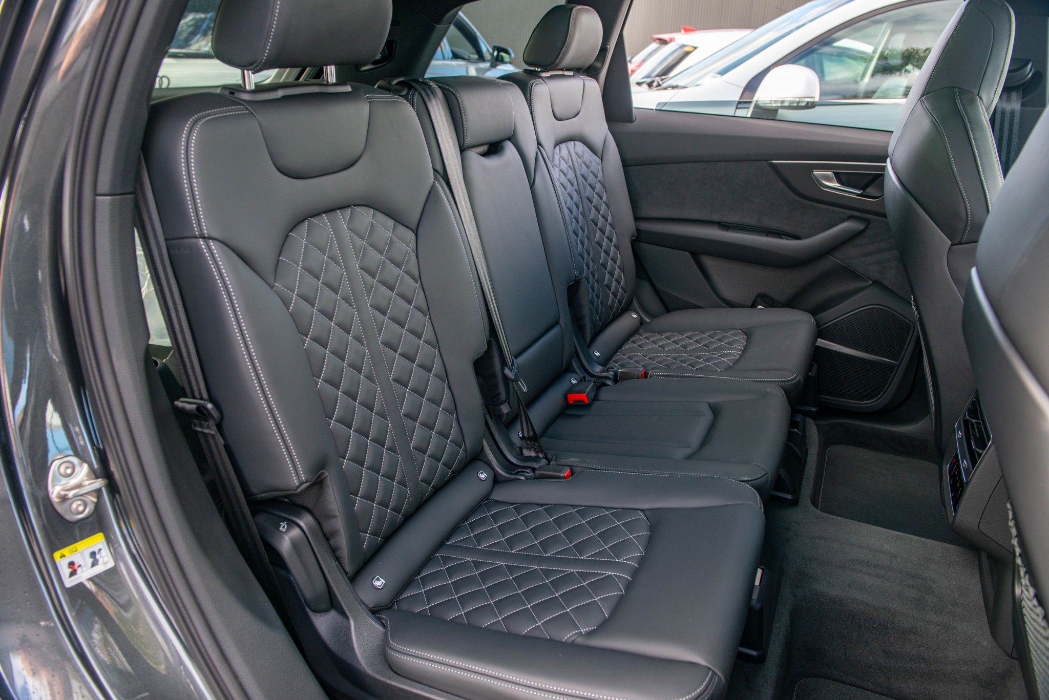 2026 Audi SQ7 4.0TFSI 373kW quattro Carousel 6