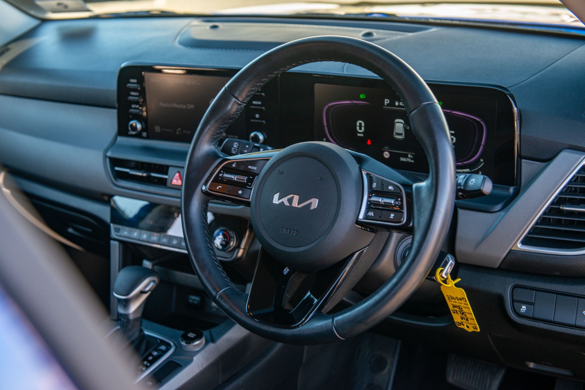2023 Kia Seltos Lx+ 2.0P/Iv Carousel 8