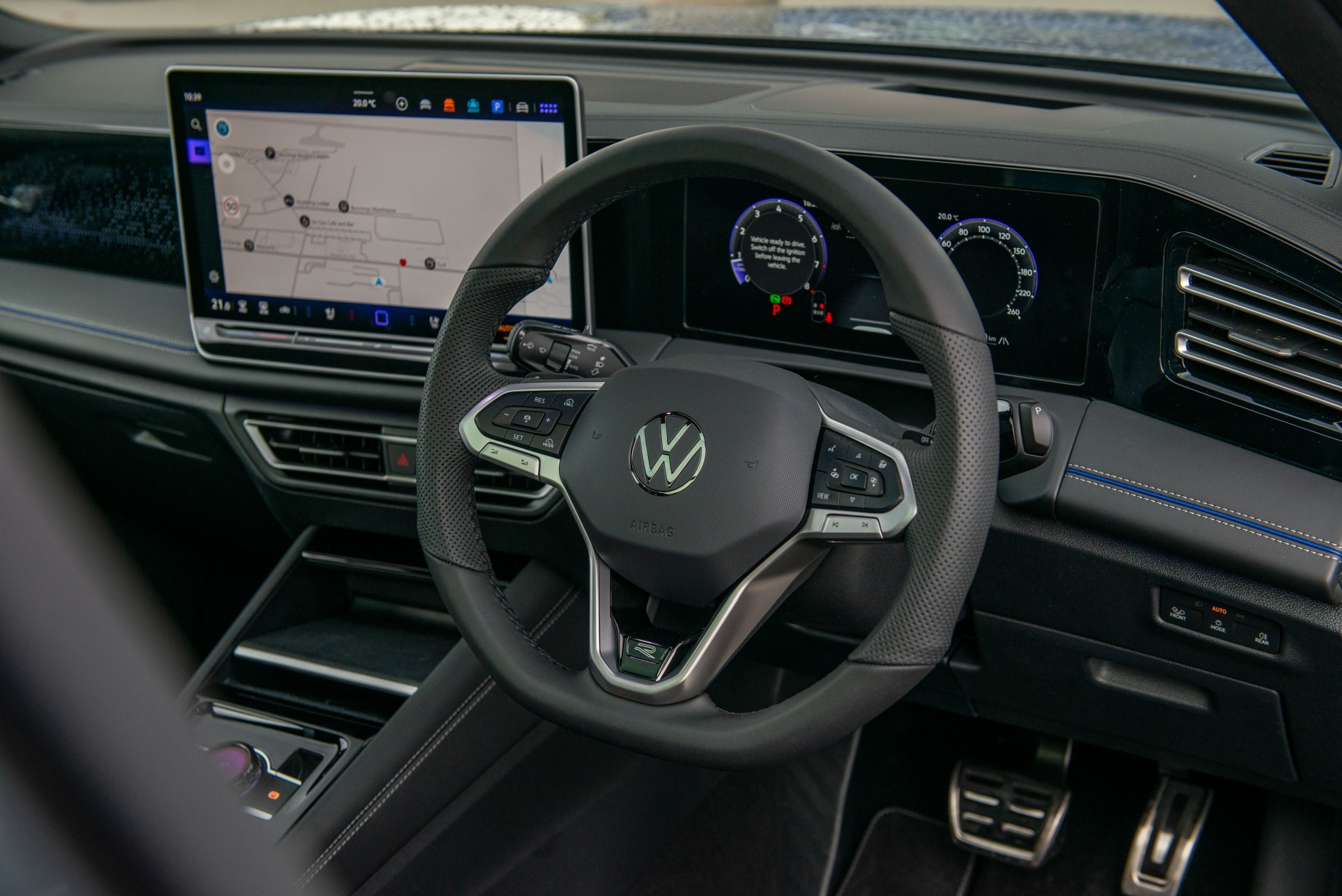2026 Volkswagen Tiguan R-Line AWD with Touring Package Carousel 8