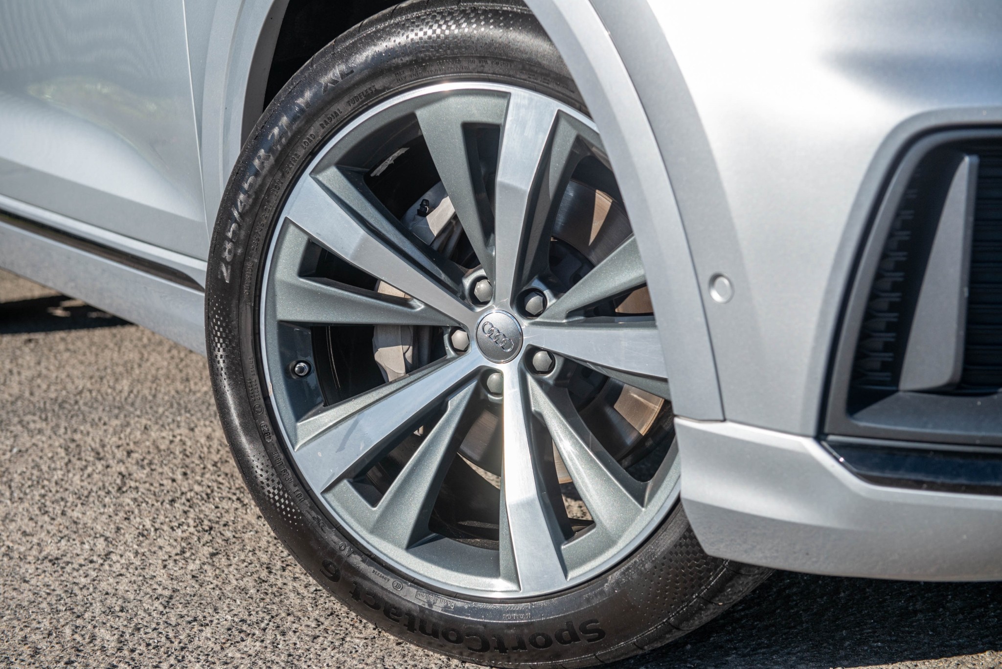 2019 Audi Q8 3.0TDI 210kW S line quattro Carousel 4