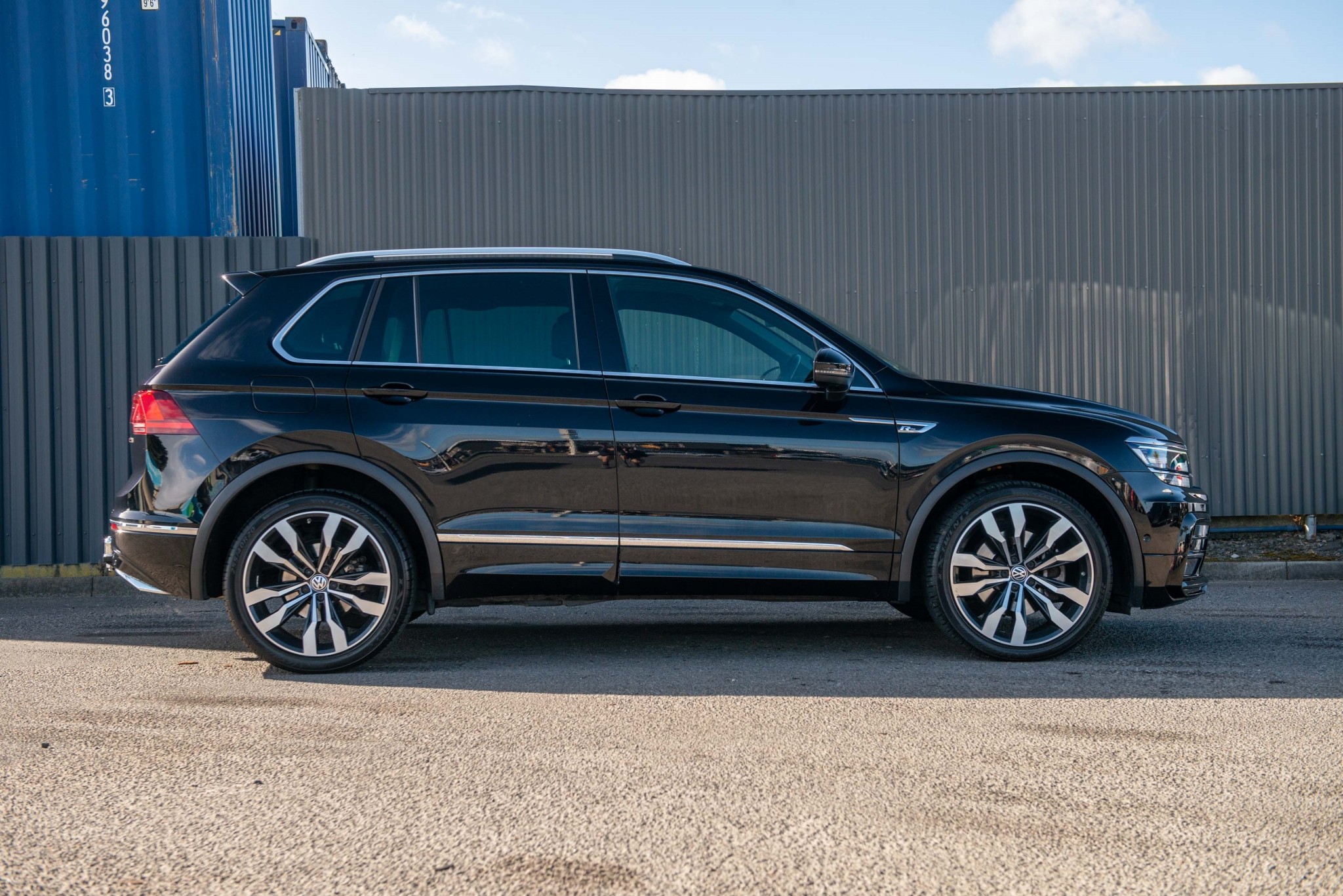 2018 Volkswagen Tiguan TSI R-Line 4Motion Carousel 7