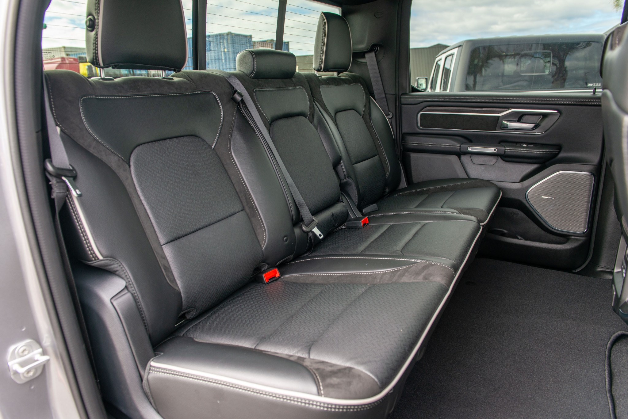 2026 RAM 1500 DT Laramie Sport Hurricane Carousel 16