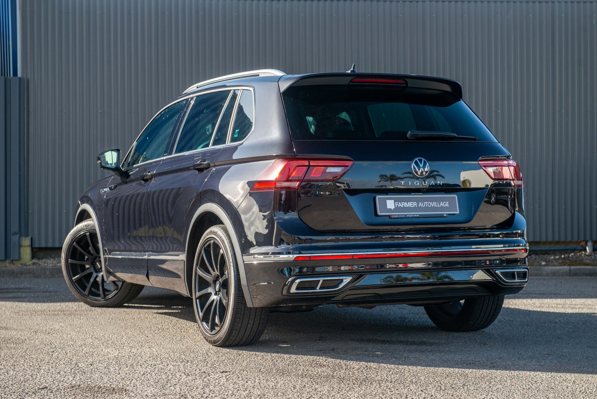 2021 Volkswagen Tiguan TSI R-Line 2WD 1.4 Carousel 2