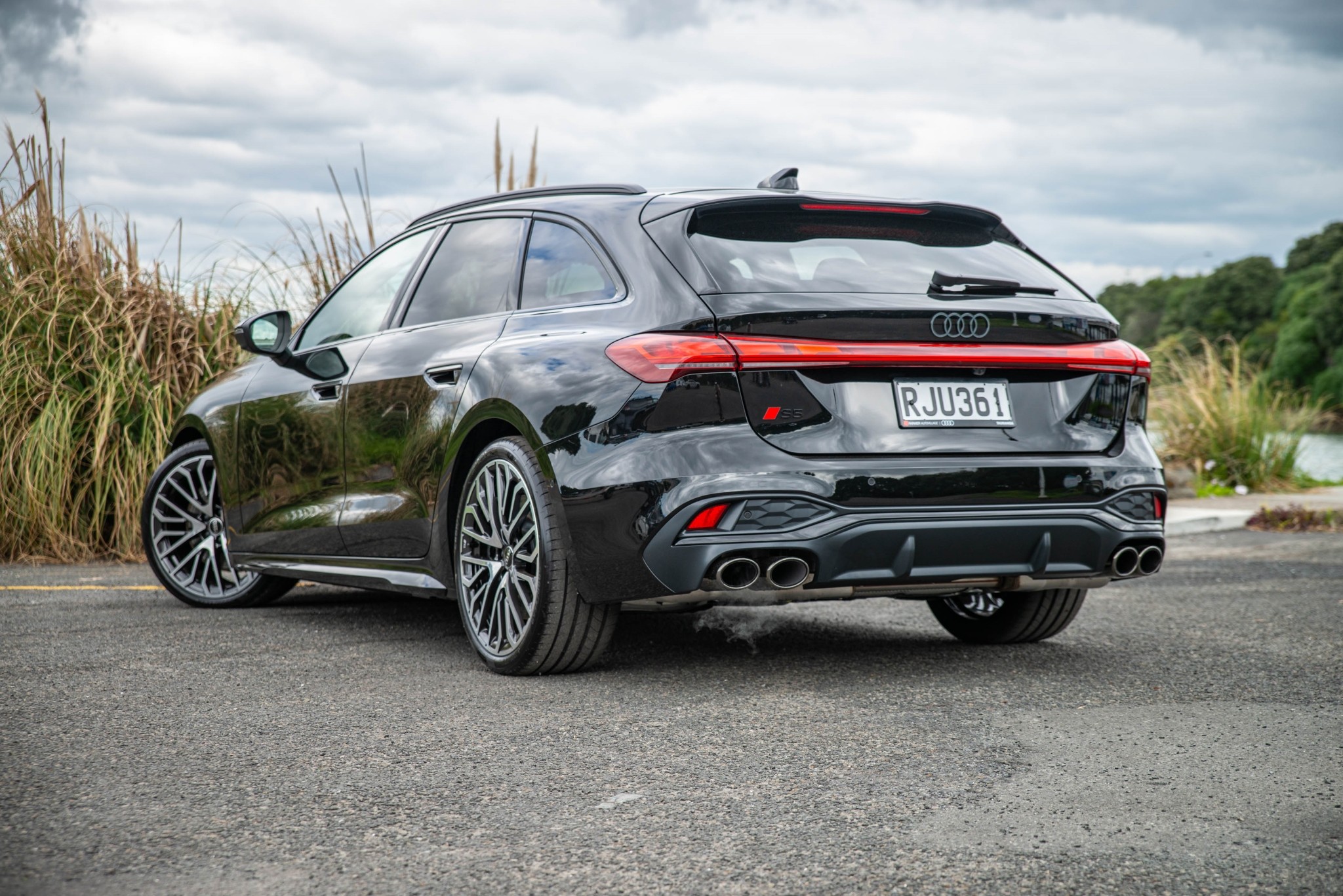 2025 Audi S5 Avant 3.0TFSI 270kW quattro Carousel 8