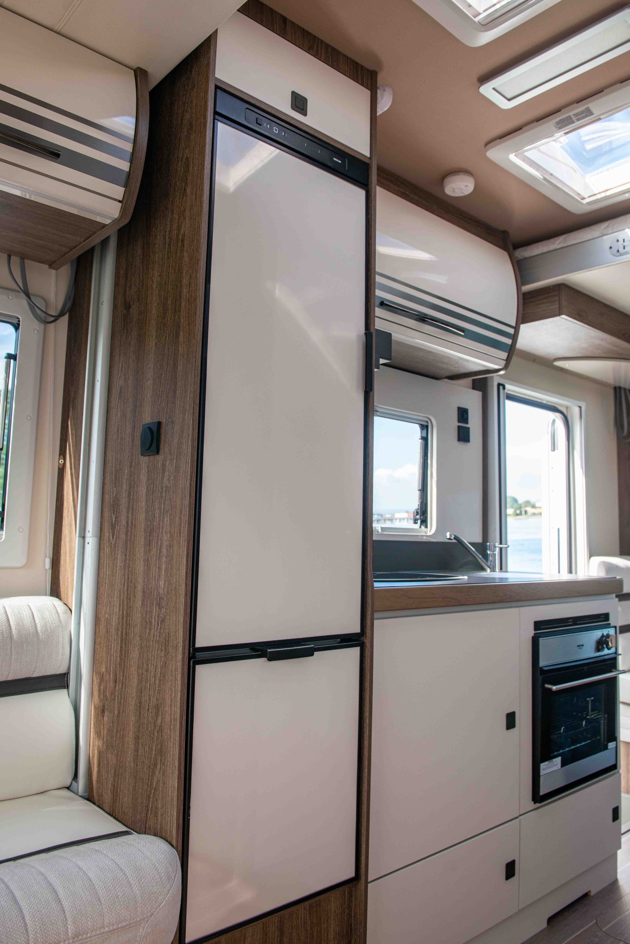 2024 Roller Team T-Line 700 Ducato Carousel 13