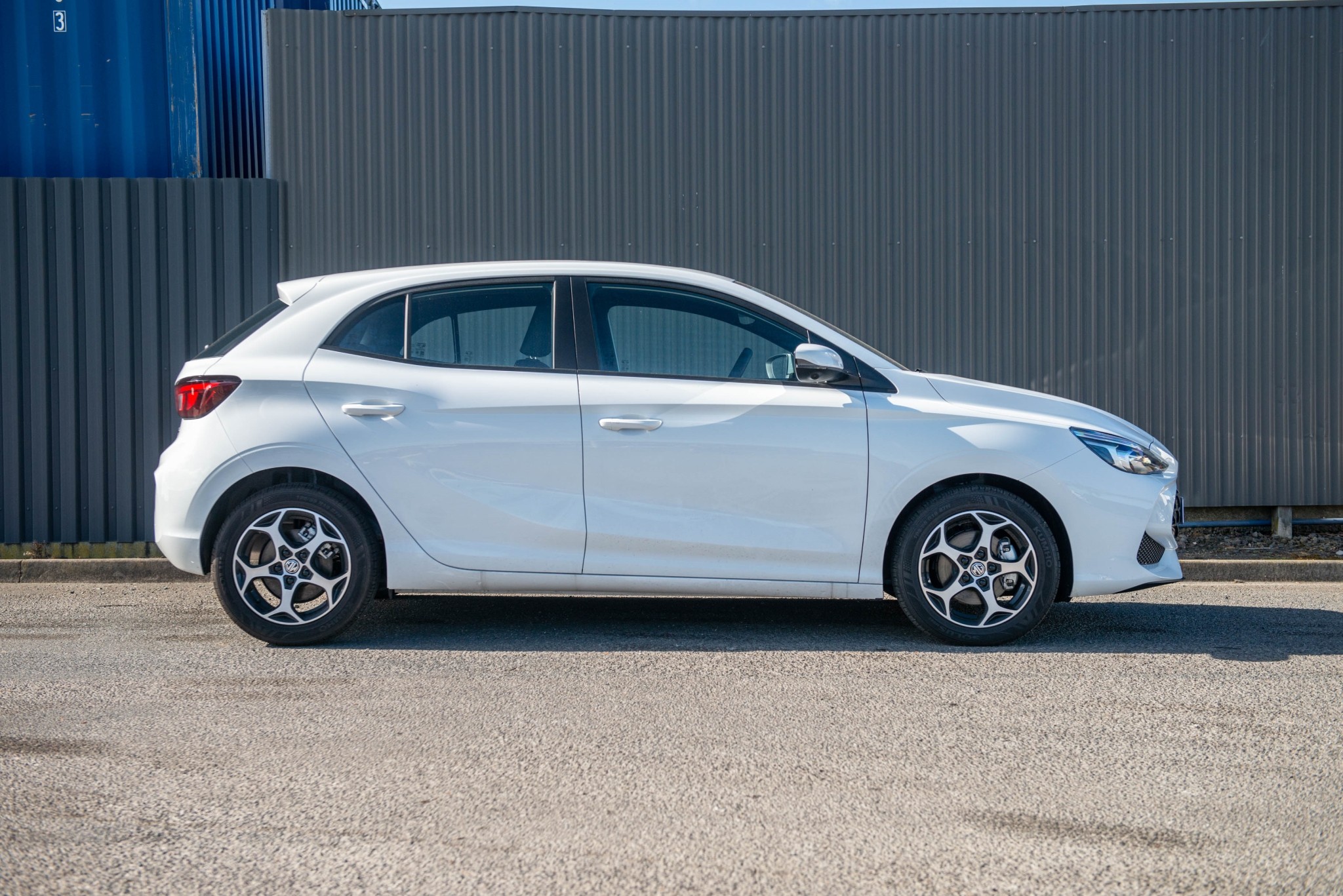 2026 MG 3 Essence Hybrid Carousel 5