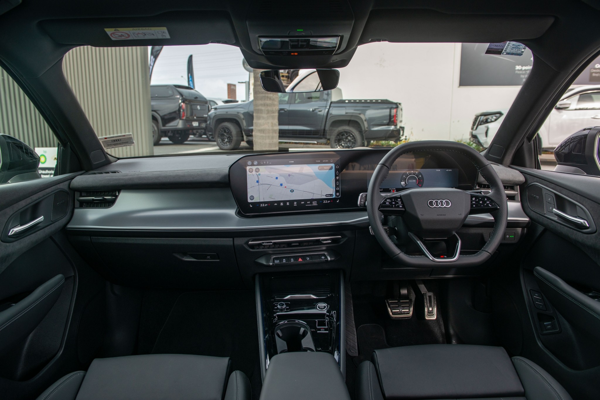 2026 Audi Q3 2.0TFSI 195kW S line quattro Carousel 11