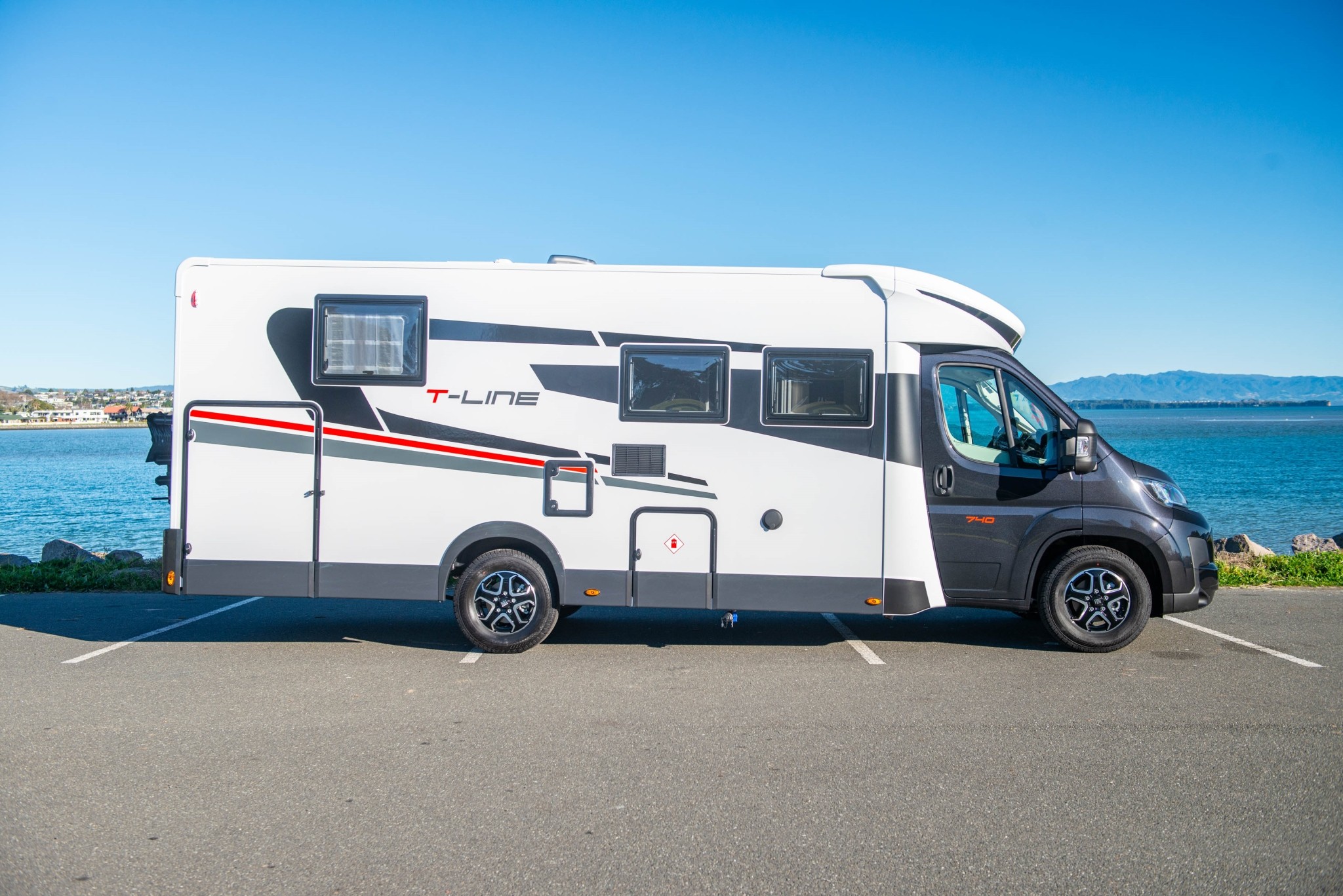 2026 Roller Team T-Line 740 Fiat Ducato Carousel 2