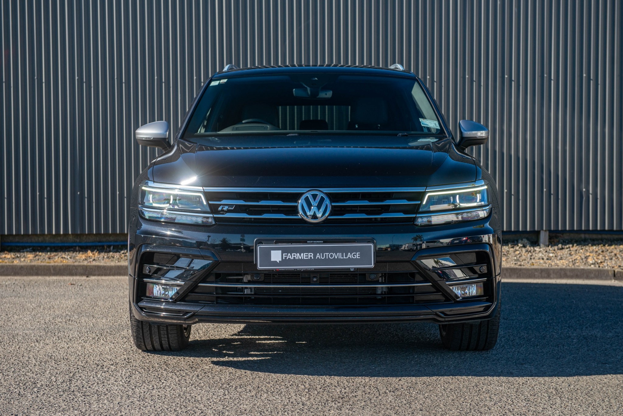 2020 Volkswagen Tiguan Allspace TSI R-Line 4Motion 2.0 Carousel 1