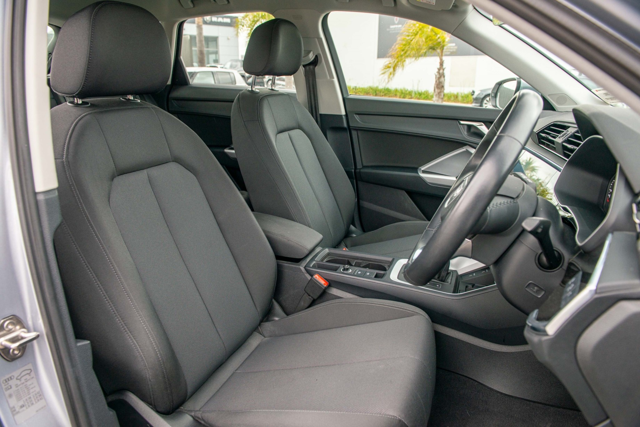 2023 Audi Q3 45 TFSI e 180kW PHEV Carousel 9