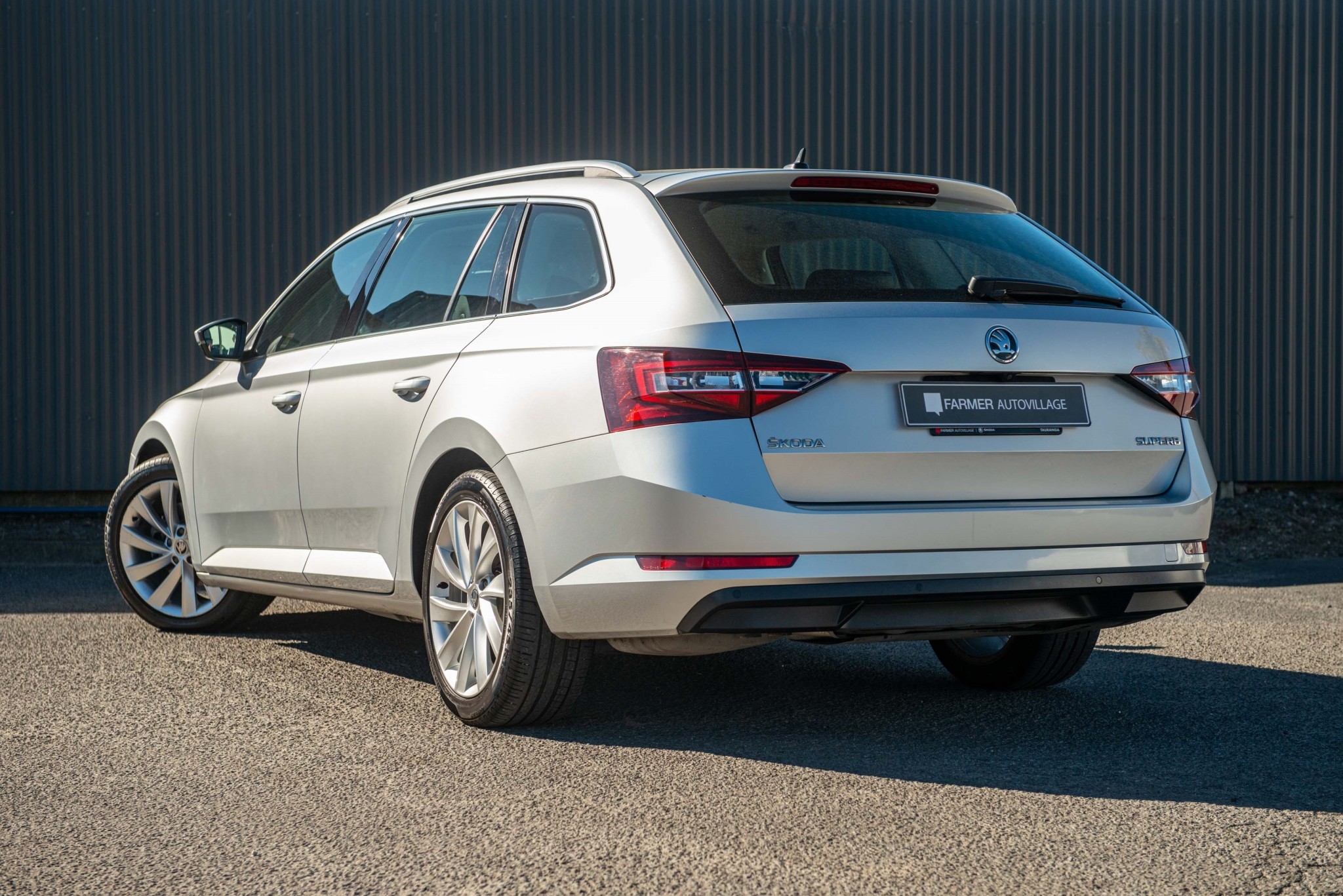 2017 Skoda Superb Wag Style 132KW TSI Carousel 8