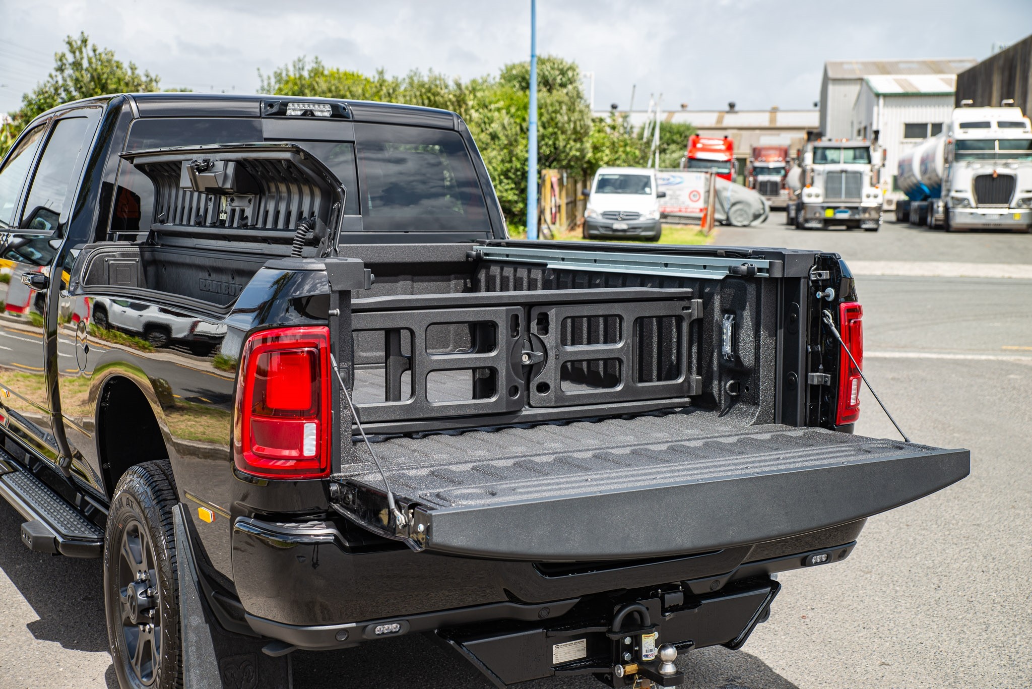 2026 RAM 2500 Laramie High Output - RamBox Carousel 17