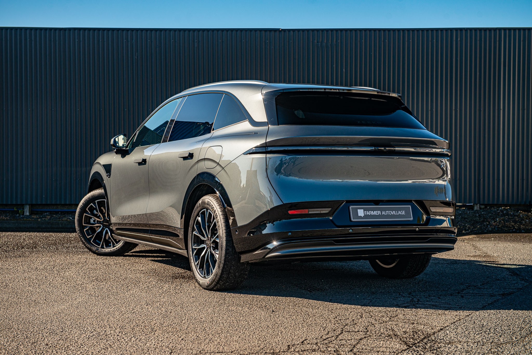 2026 Zeekr 7X Lr Rwd 100Kwh/Ev/At Carousel 1