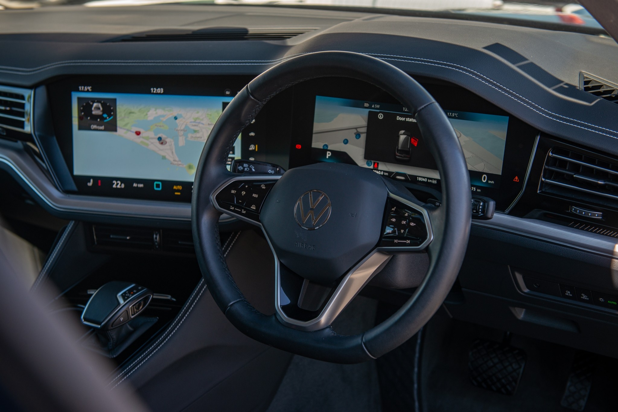 2025 Volkswagen Touareg TDI V6 Carousel 10