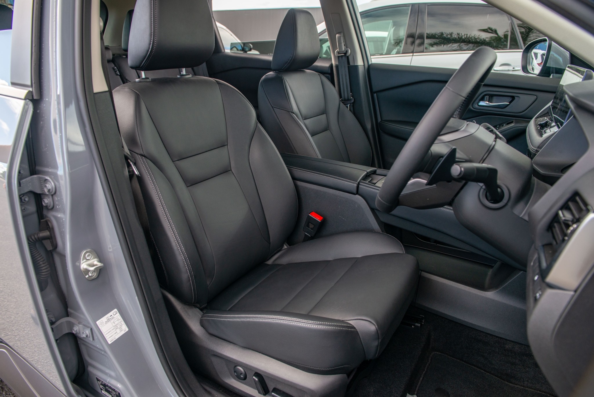 2026 Nissan X-Trail ST-L 2.5L 2WD 5 Seater Carousel 9