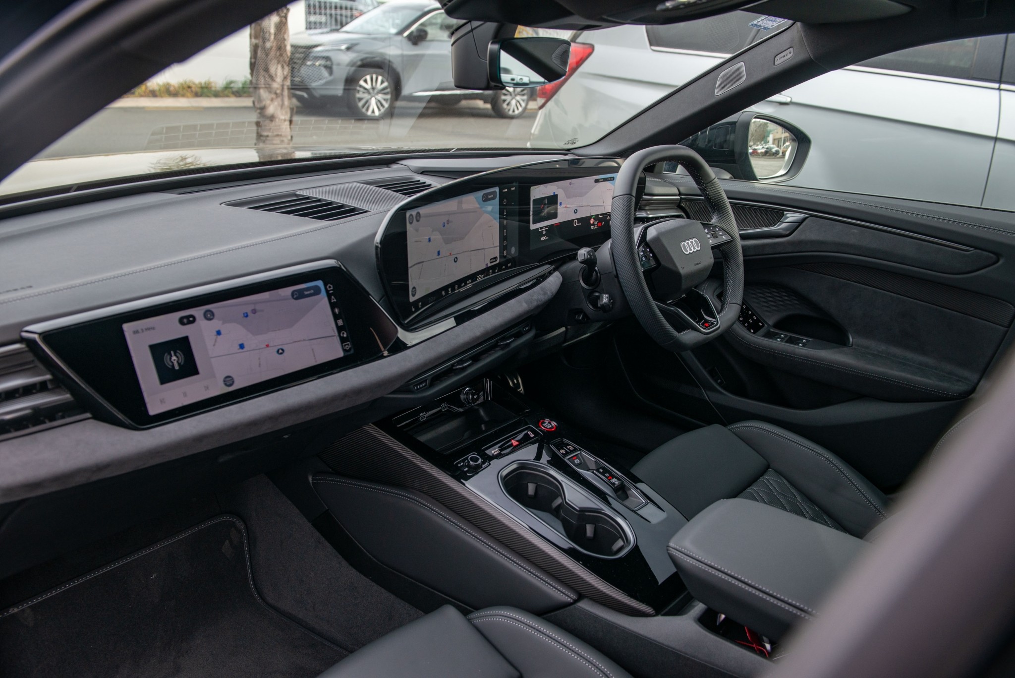 2026 Audi A6 3.0TFSI 270kW MHEV+ quattro Avant Carousel 14
