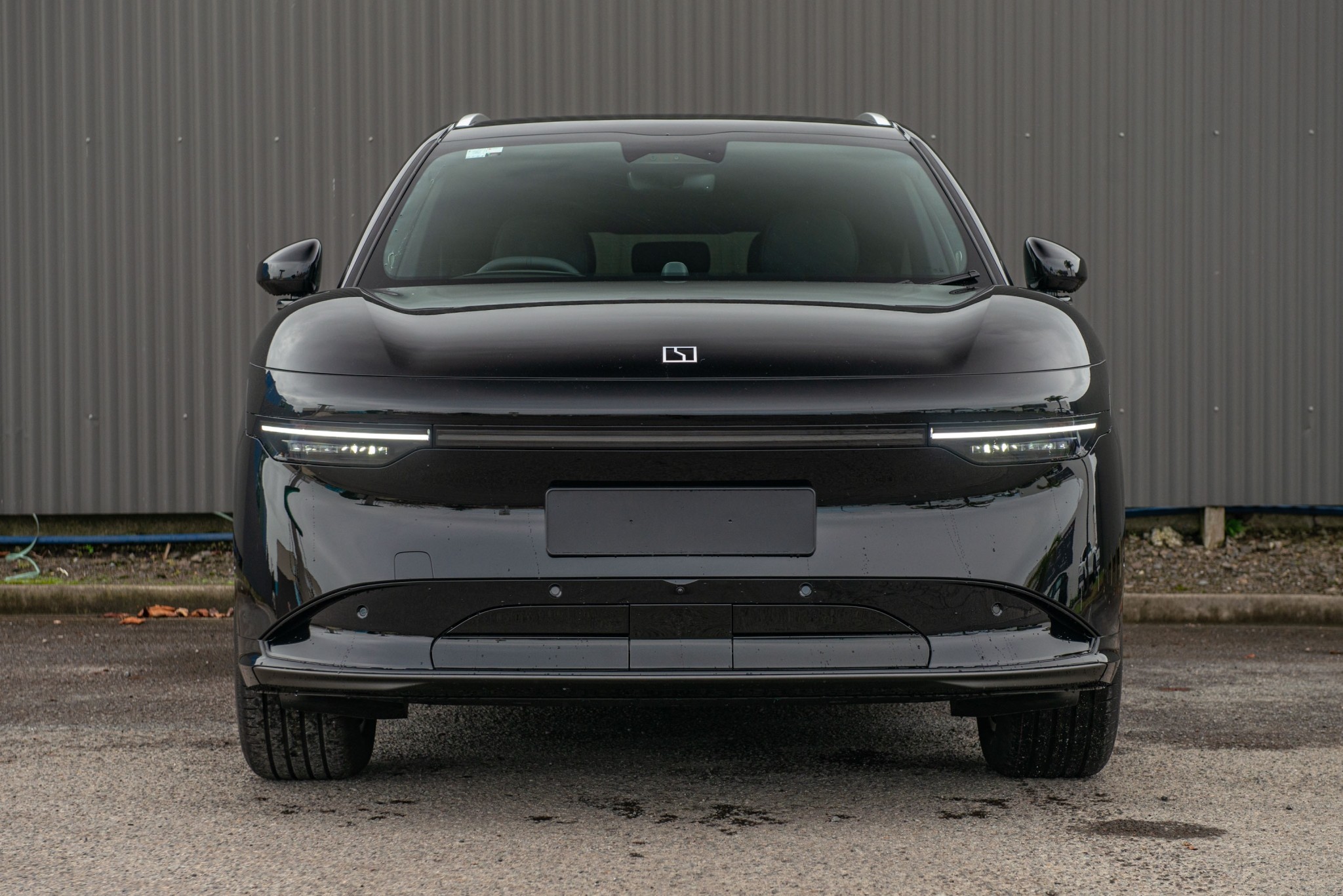 2026 Zeekr 7X LR RWD 100Kwh Carousel 1
