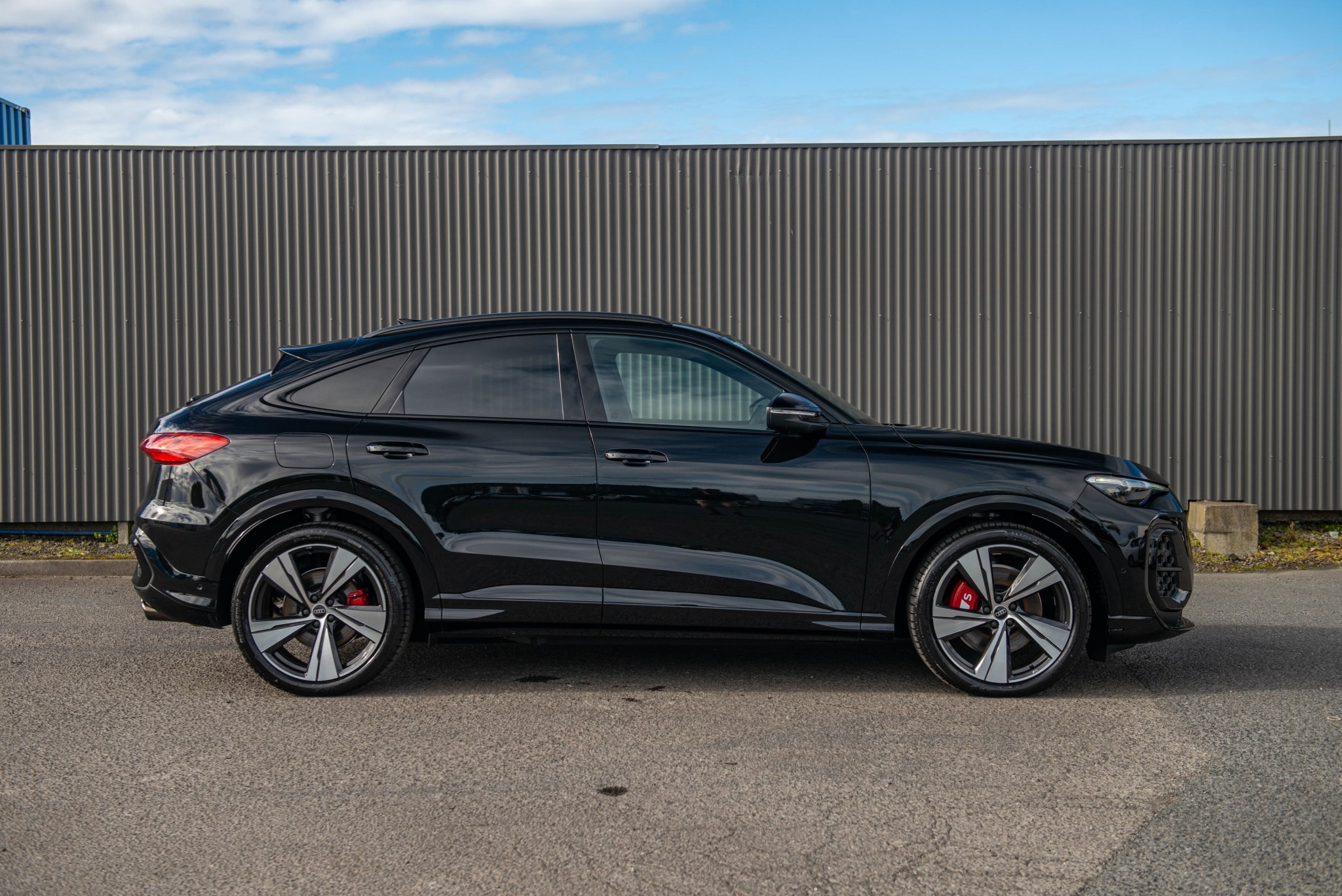 2026 Audi SQ5 3.0TFSI 270kW MHEV+ Sportback quattro Carousel 5