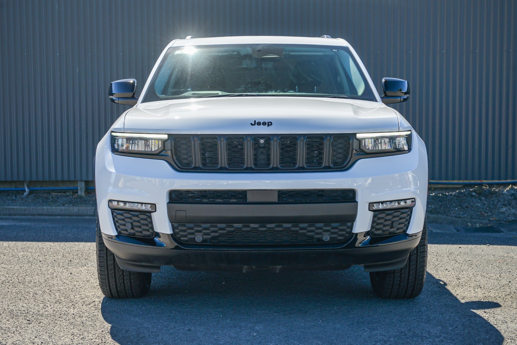 2026 Jeep Grand Cherokee Limited 5-Seat 3.6P Carousel 2