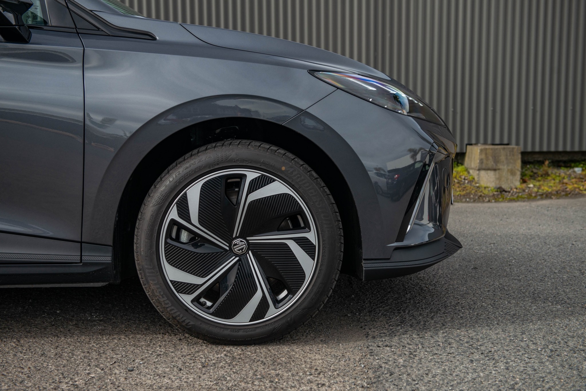 2026 MG 4 ESSENCE 64KWH Carousel 6