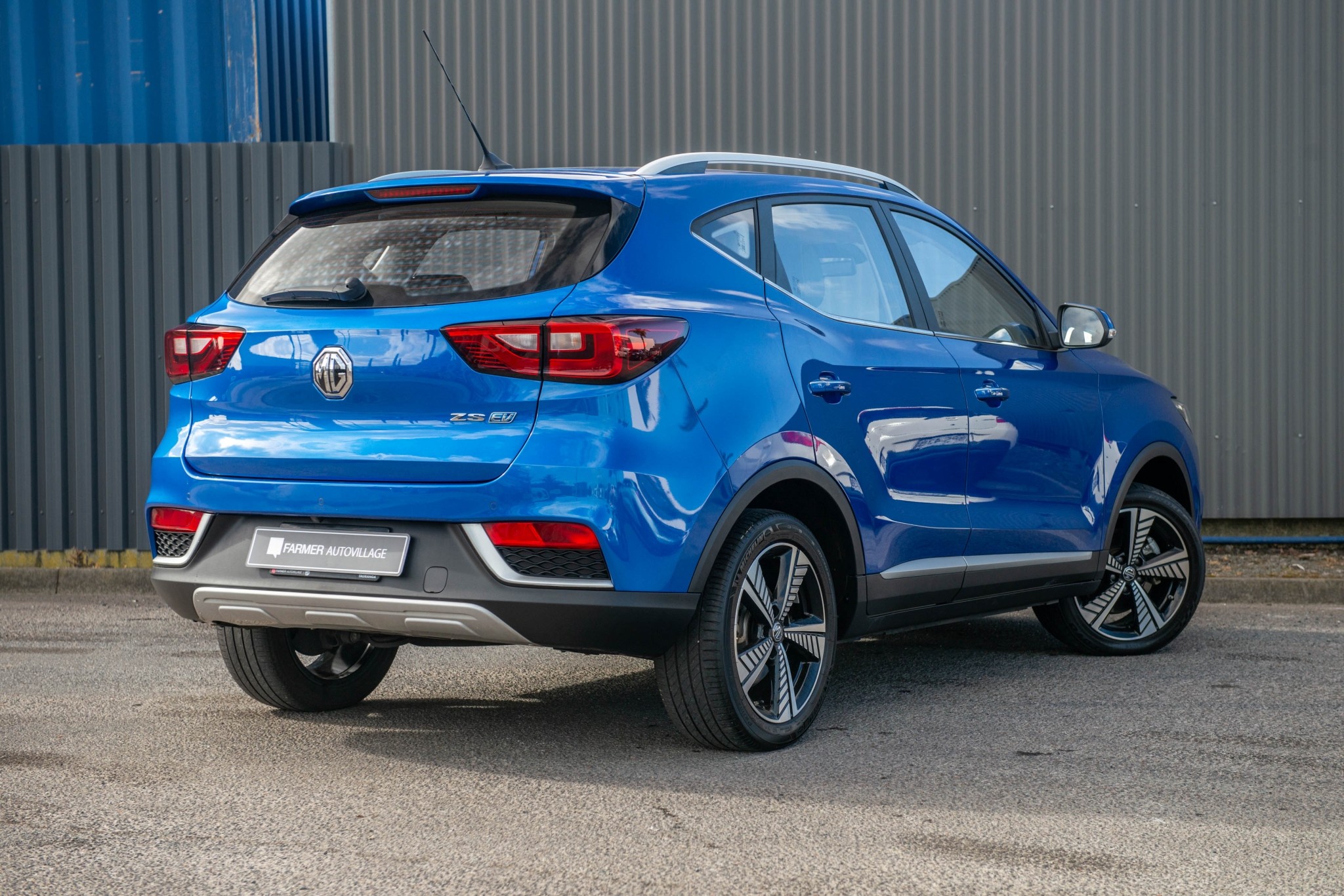 2022 MG ZS Essence EV 44Kwh Carousel 7