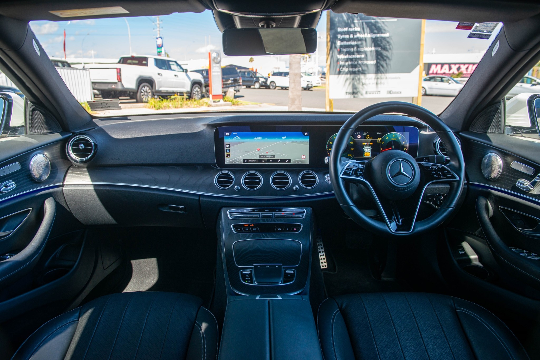2022 Mercedes-Benz E 200 E200 2.0Pt/9At Carousel 12