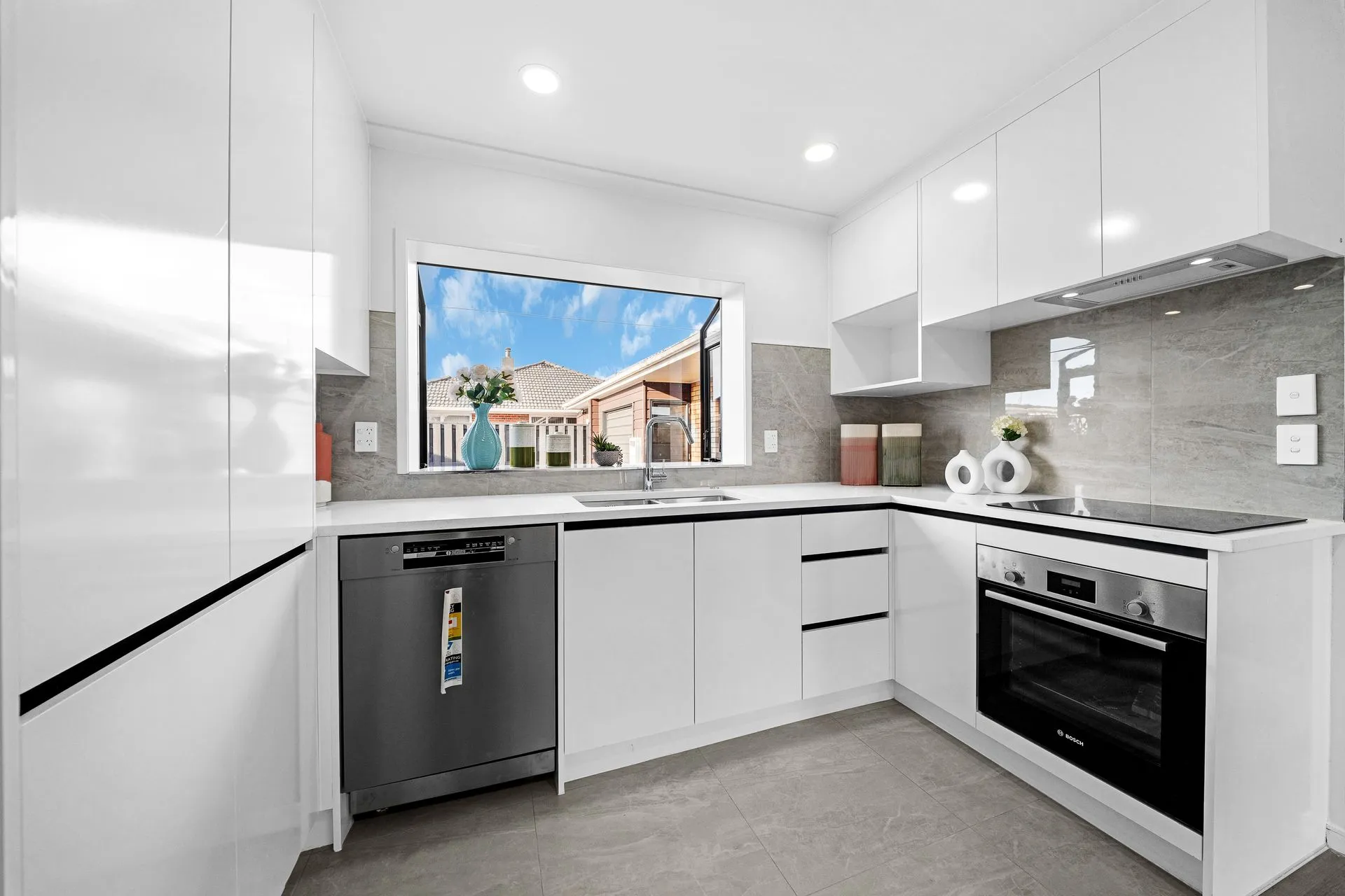 5a Huia Road Papatoetoe, Manukau City Carousel 1