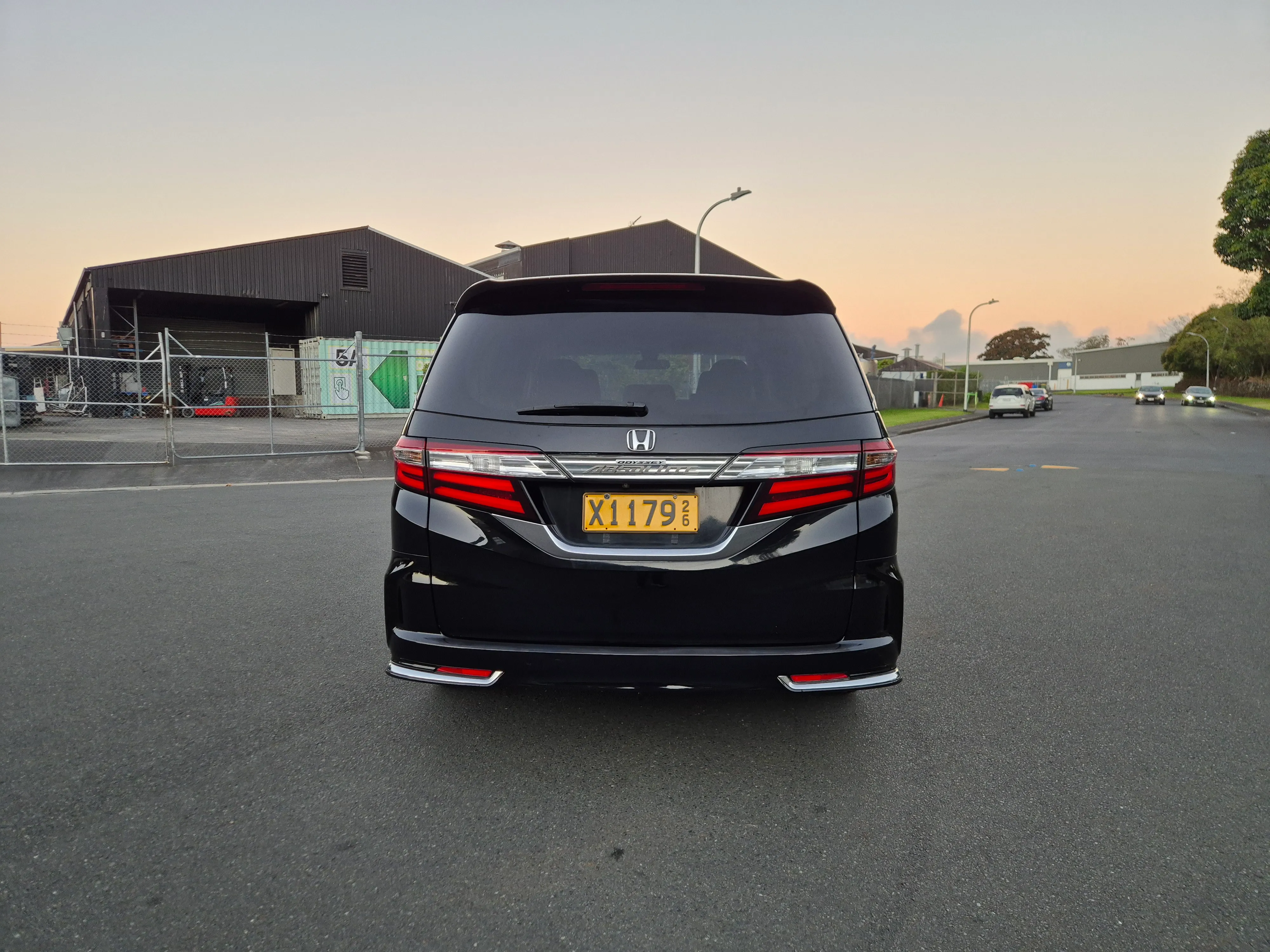 2017 Honda Odyssey Absolute x | 2400cc Petrol | 8 Seater | Fresh Import Carousel 5