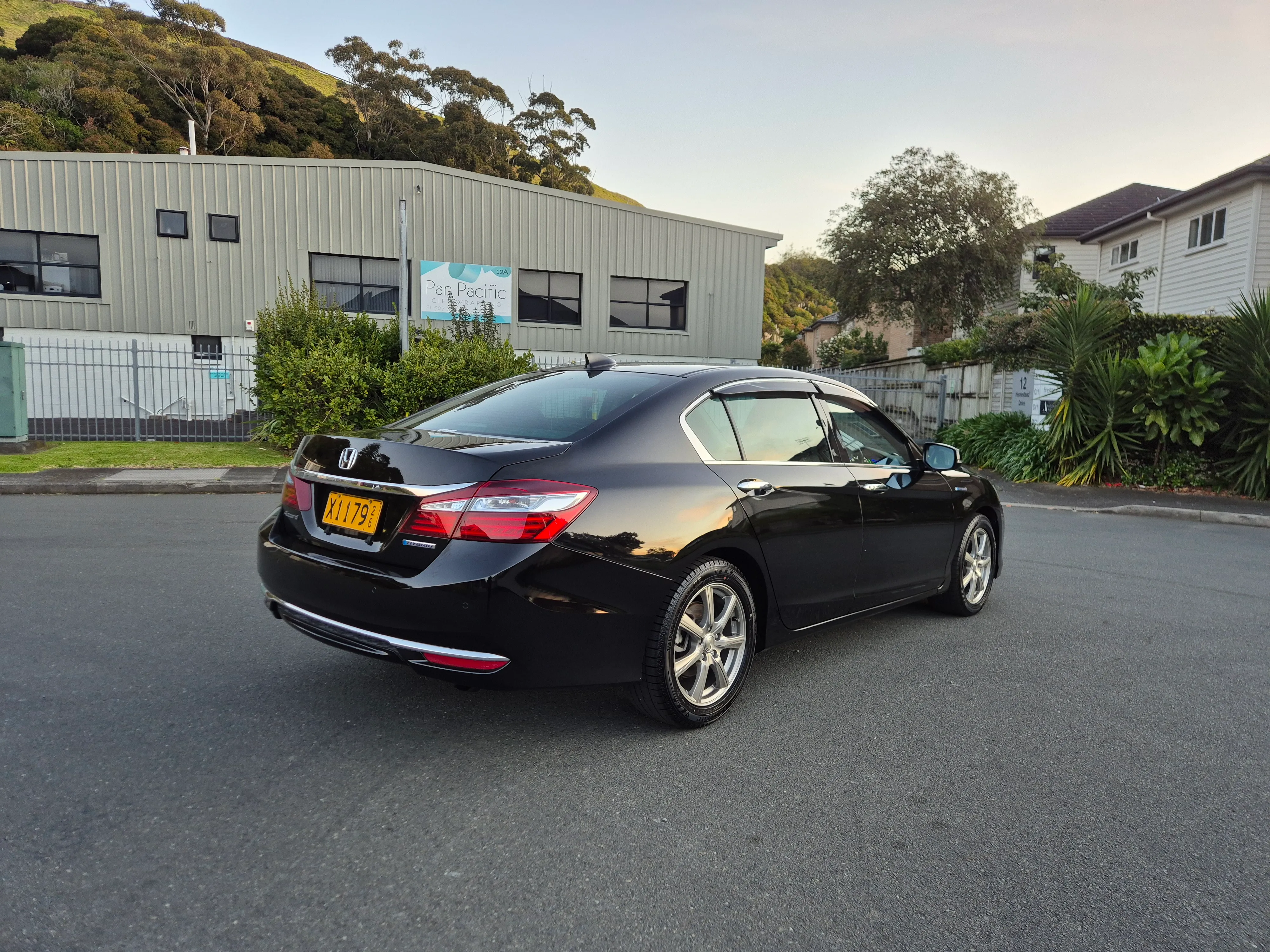 2017 Honda Accord Hybrid LX Carousel 4