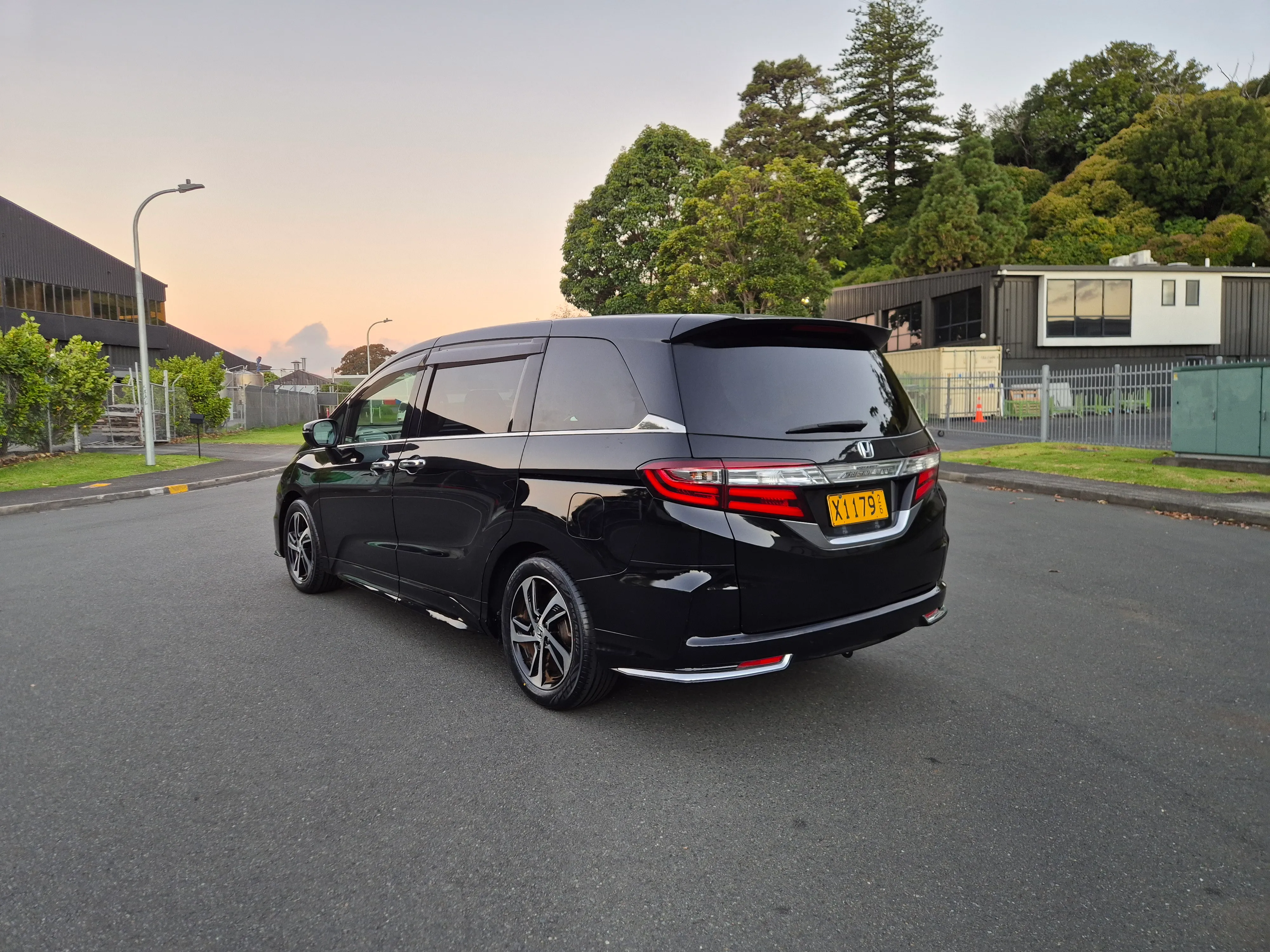 2017 Honda Odyssey Absolute x | 2400cc Petrol | 8 Seater | Fresh Import Carousel 6