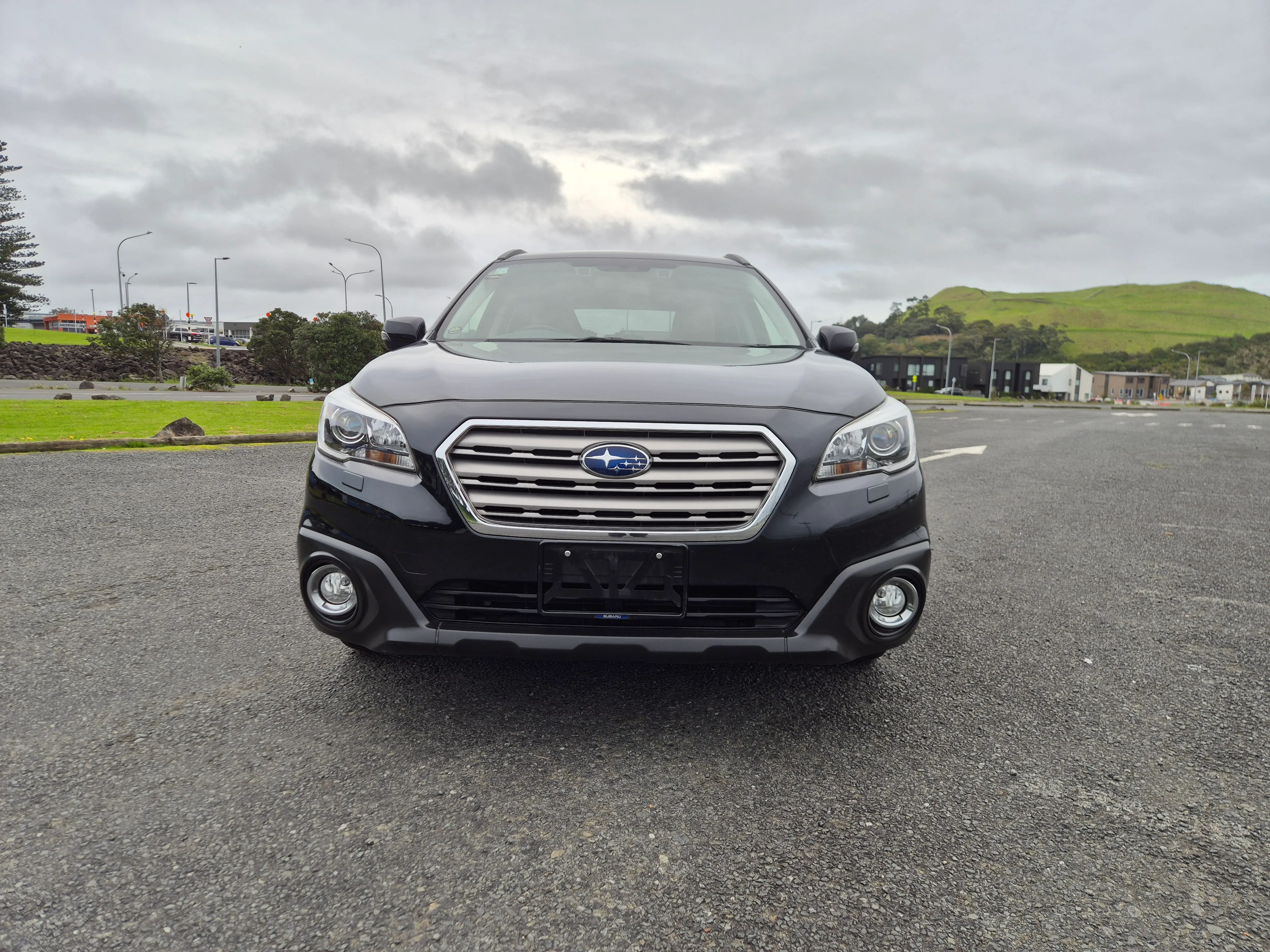 2015 Subaru Legacy Outback 90k - Kms | 2500cc Carousel 1