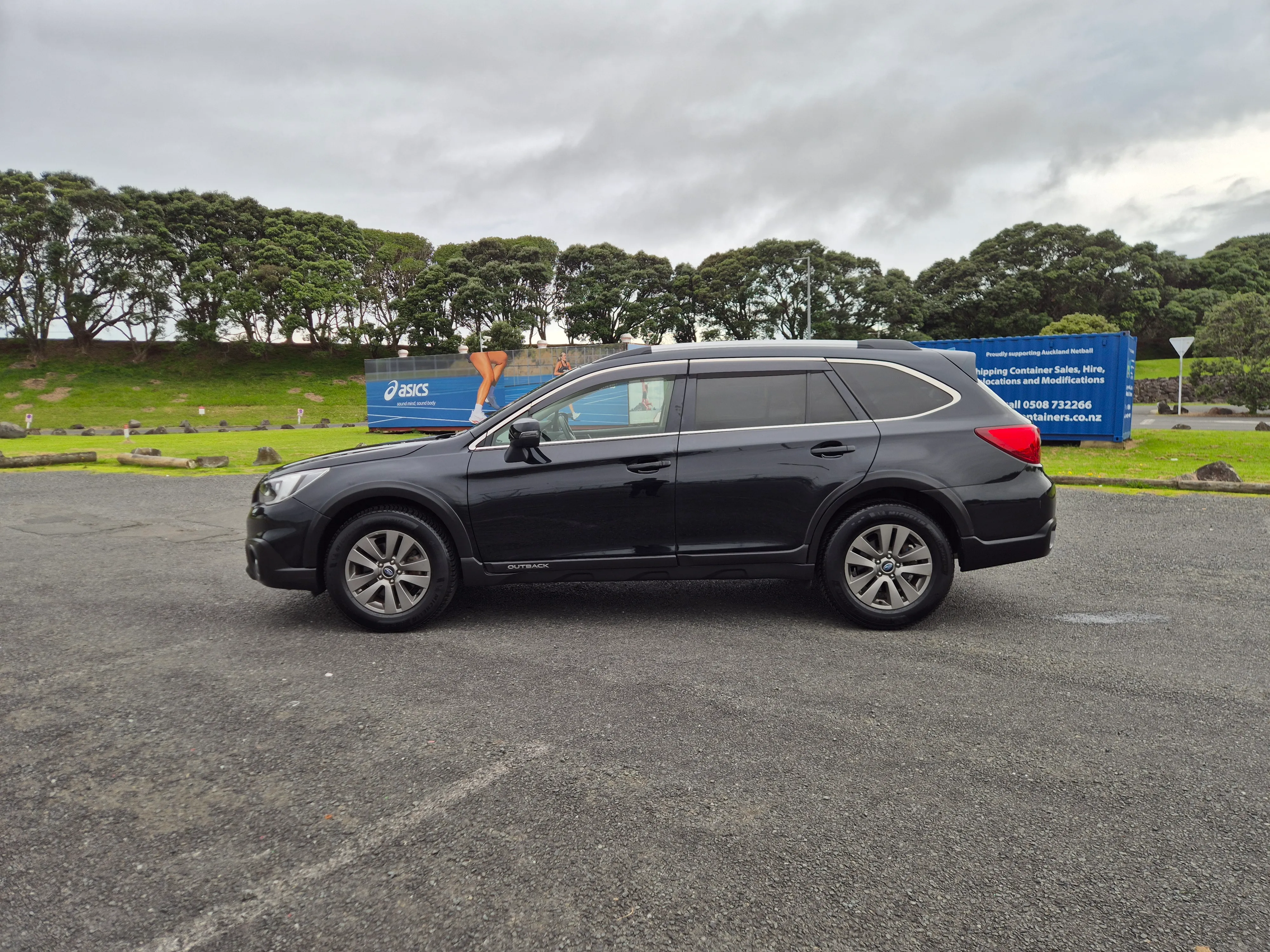 2015 Subaru Legacy Outback 90k - Kms | 2500cc Carousel 4