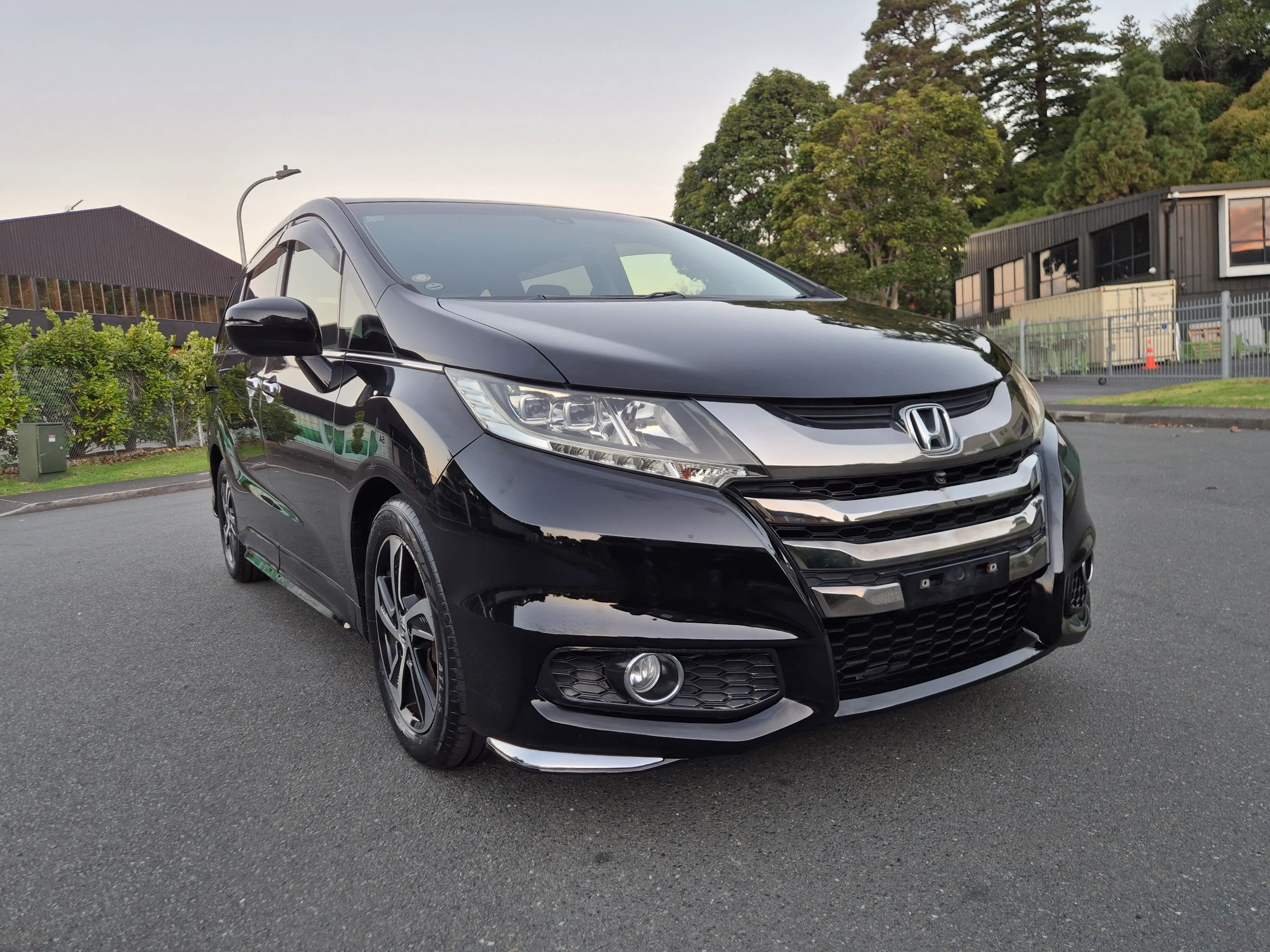 2017 Honda Odyssey Absolute x | 2400cc Petrol | 8 Seater | Fresh Import Carousel 1